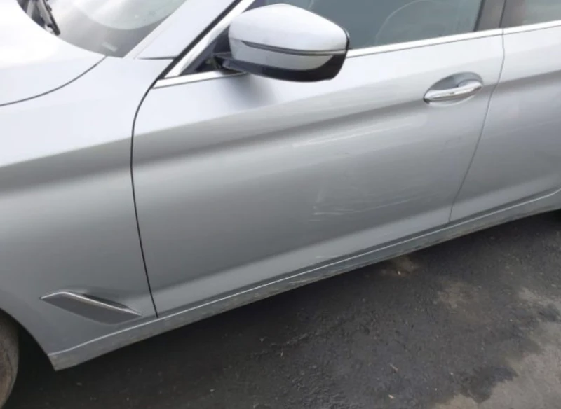 BMW 540 DISTRONIC* ВЪЗМОЖНОСТ ЗА ЛИЗИНГ, снимка 5 - Автомобили и джипове - 53031409