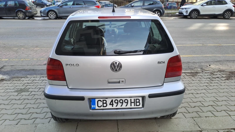 VW Polo 1.9 SDI 75кс. ГАРАЖЕН!, снимка 5 - Автомобили и джипове - 53596420