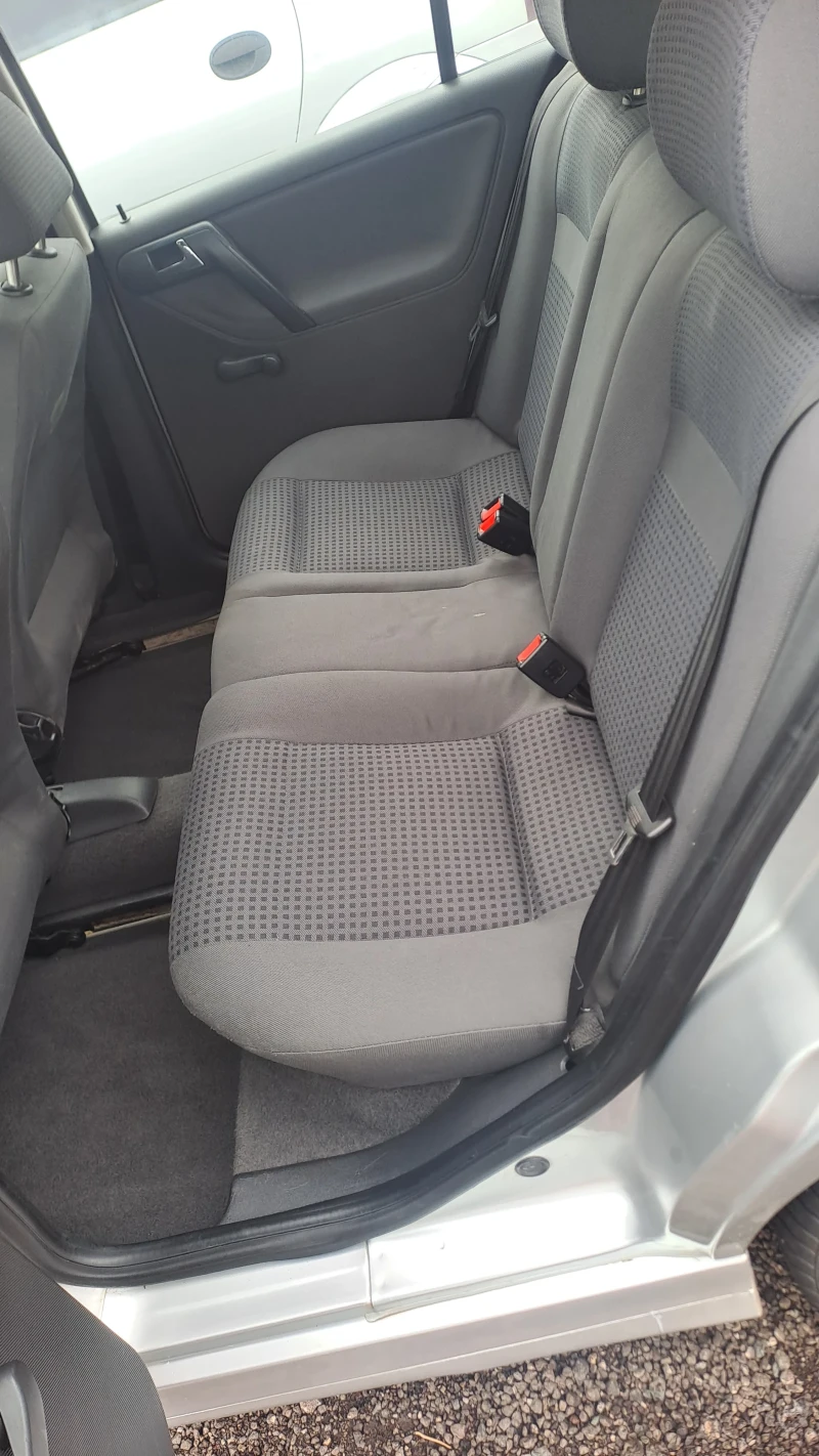 VW Polo 1.9 SDI 75кс. ГАРАЖЕН!, снимка 12 - Автомобили и джипове - 53596420