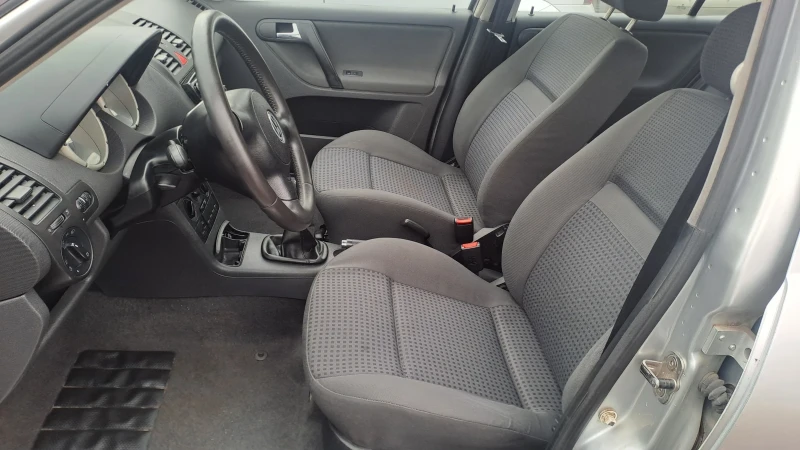 VW Polo 1.9 SDI 75кс. ГАРАЖЕН!, снимка 9 - Автомобили и джипове - 53596420