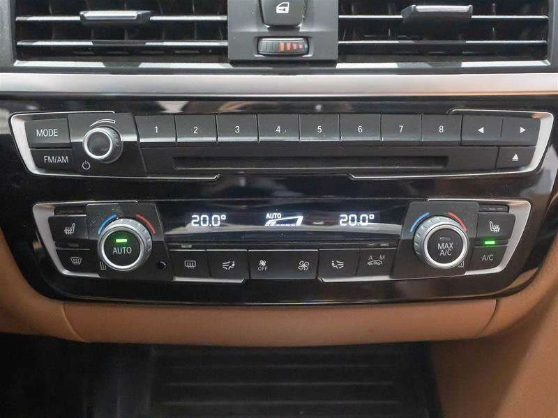 BMW 330 * xDrive * CARFAX * ЦЕНА ДО БГ, снимка 17 - Автомобили и джипове - 53287077