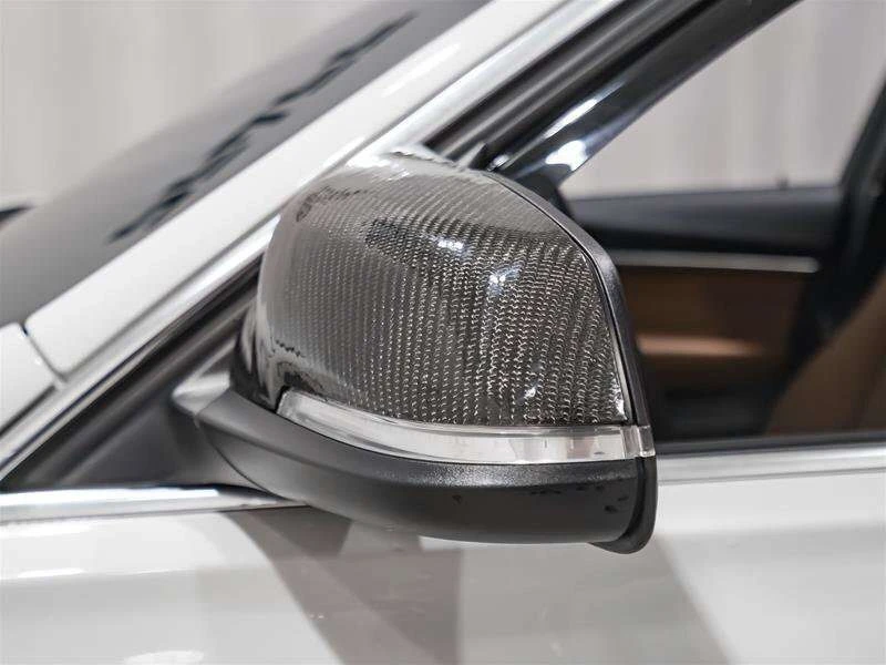 BMW 330 * xDrive * CARFAX * ЦЕНА ДО БГ, снимка 12 - Автомобили и джипове - 53287077