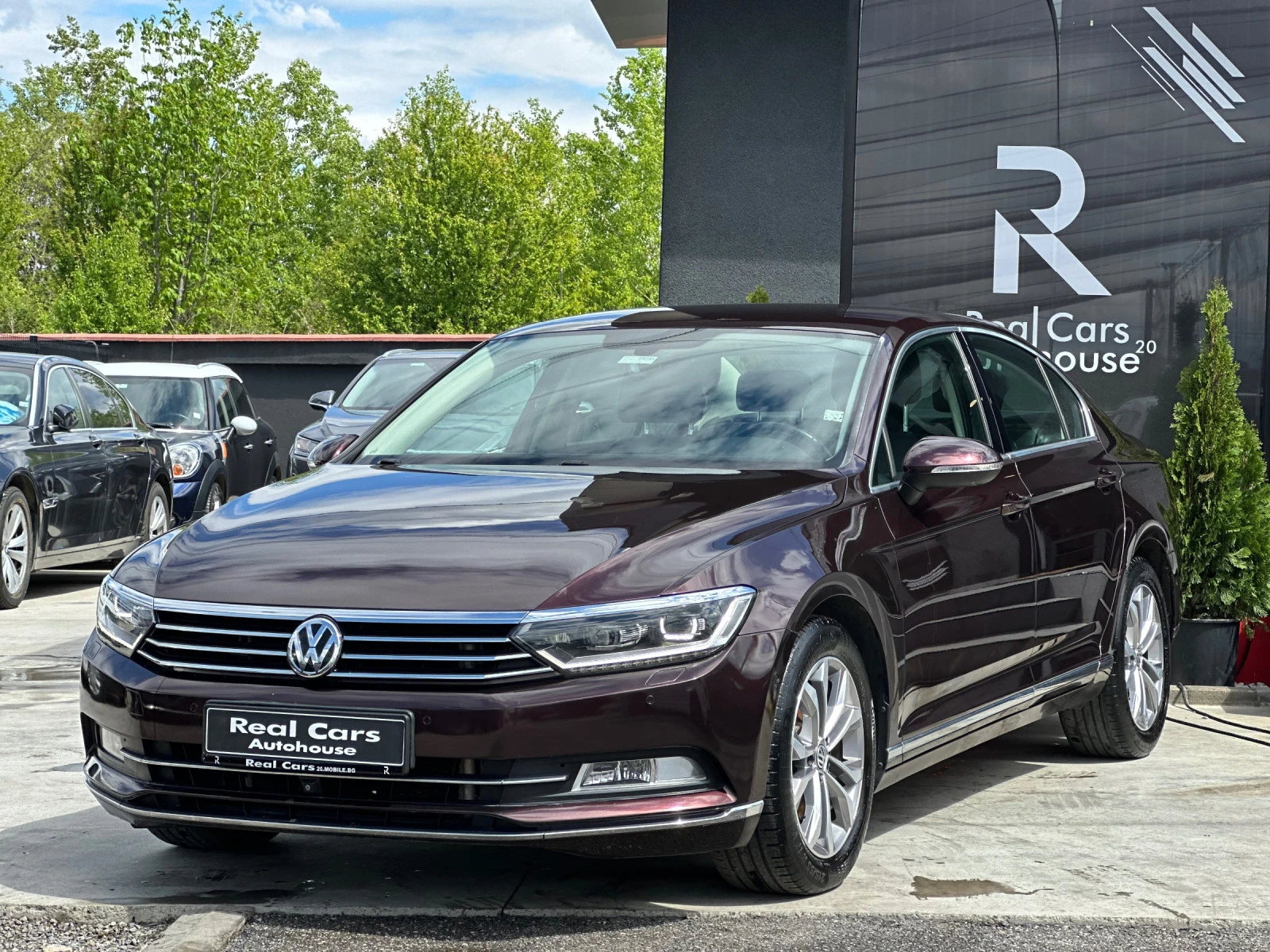 VW Passat 2.0 TDI* HIGHLINE* VIRTUAL COCKPIT* DISTRONIC* 360 - изображение 2