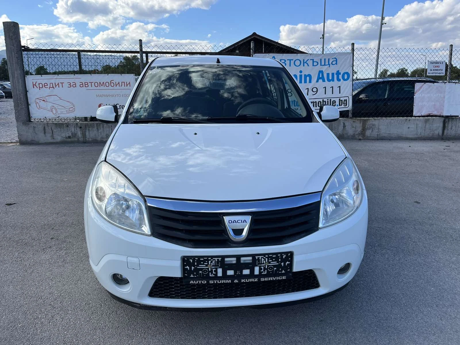 Dacia Sandero 1.4I 88кс EURO 4 КЛИМАТИК - изображение 2