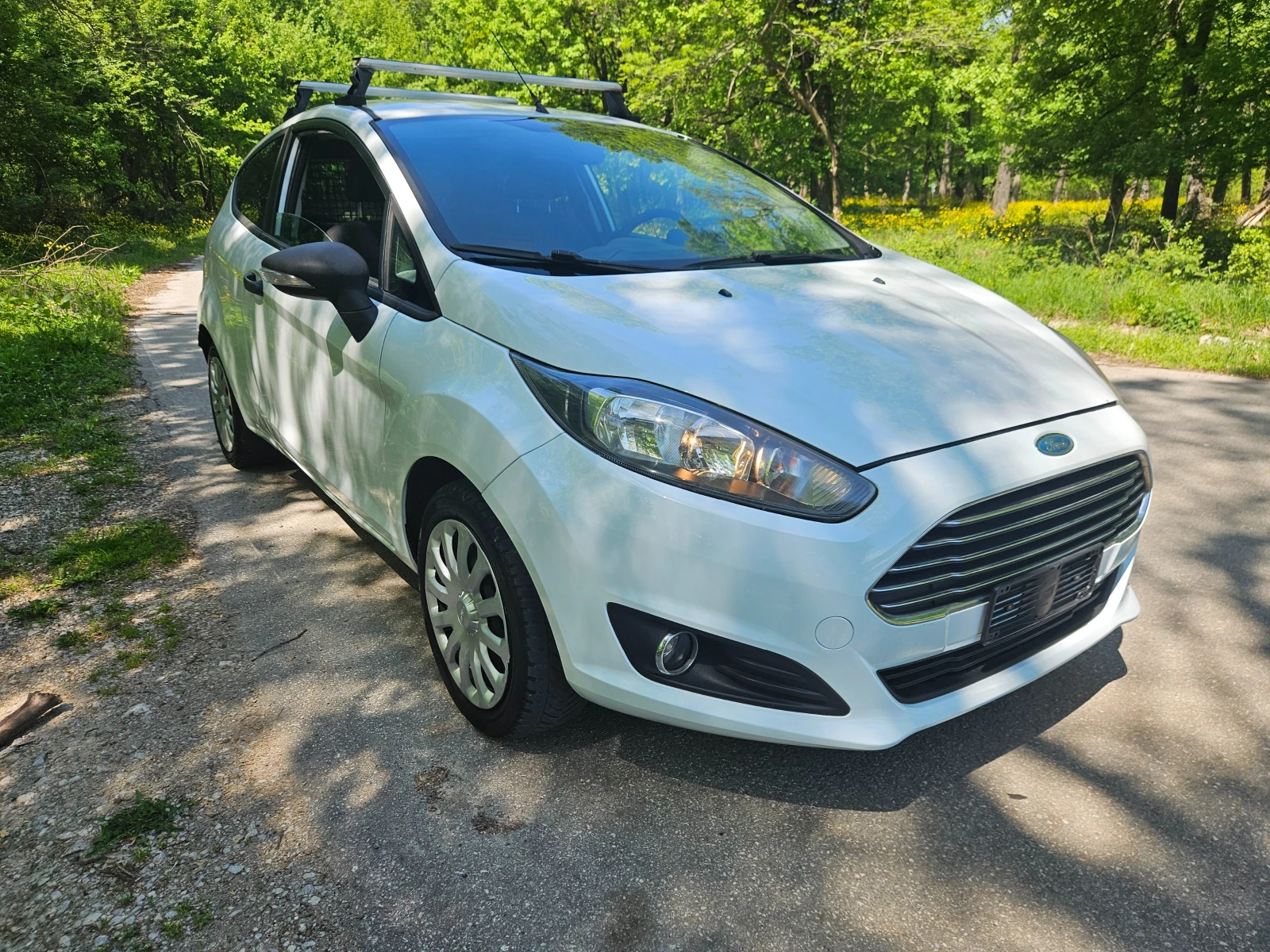 Ford Fiesta Товарен - изображение 7