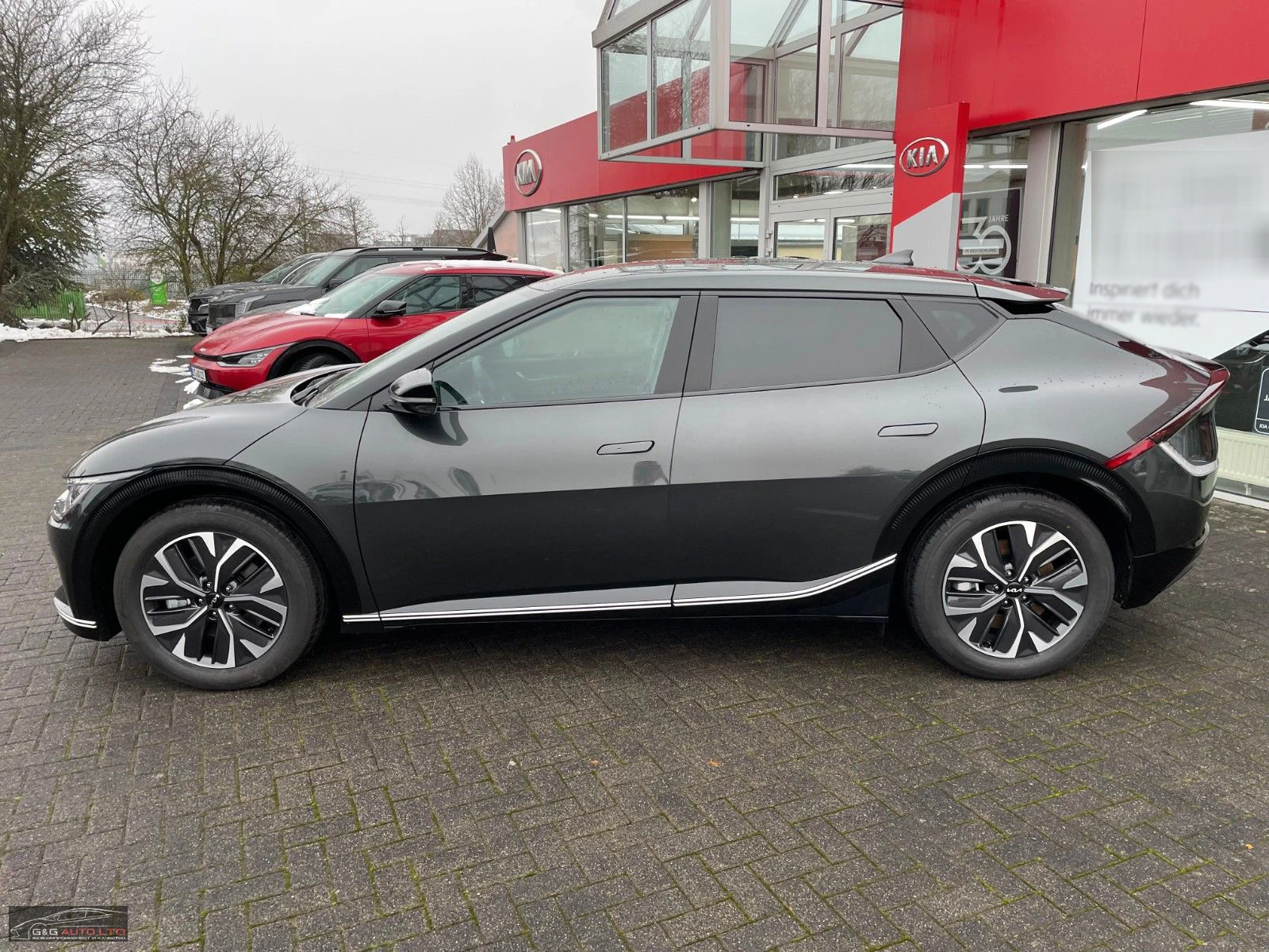 Kia EV6 170HP/NAVI/CAM/LED/AMBI/KLESS/CARPLAY/354v - изображение 3