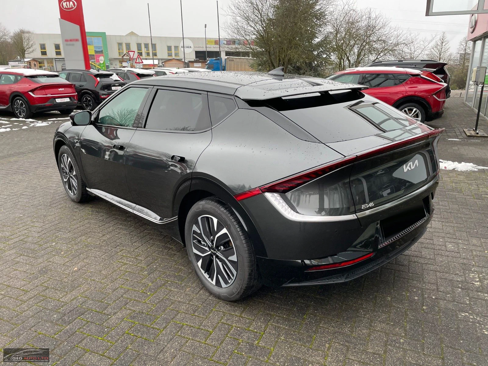 Kia EV6 170HP/NAVI/CAM/LED/AMBI/KLESS/CARPLAY/354v - изображение 4