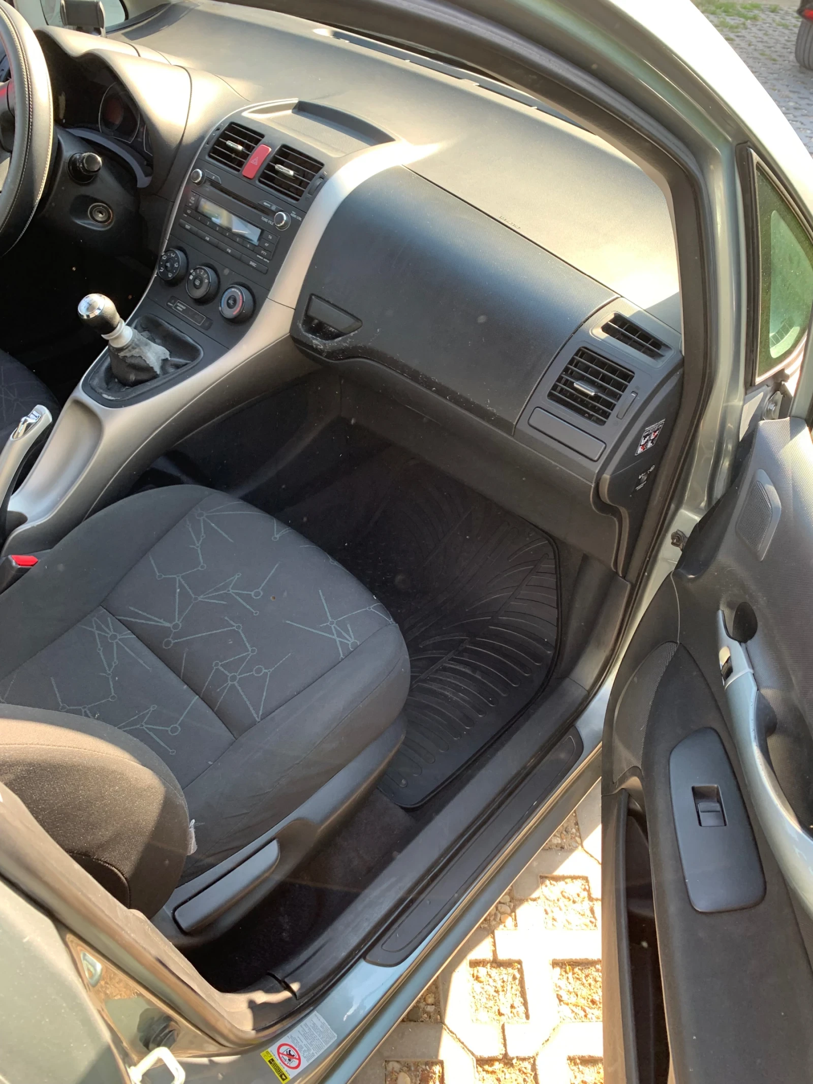 Toyota Auris 1.4 D4D - изображение 9
