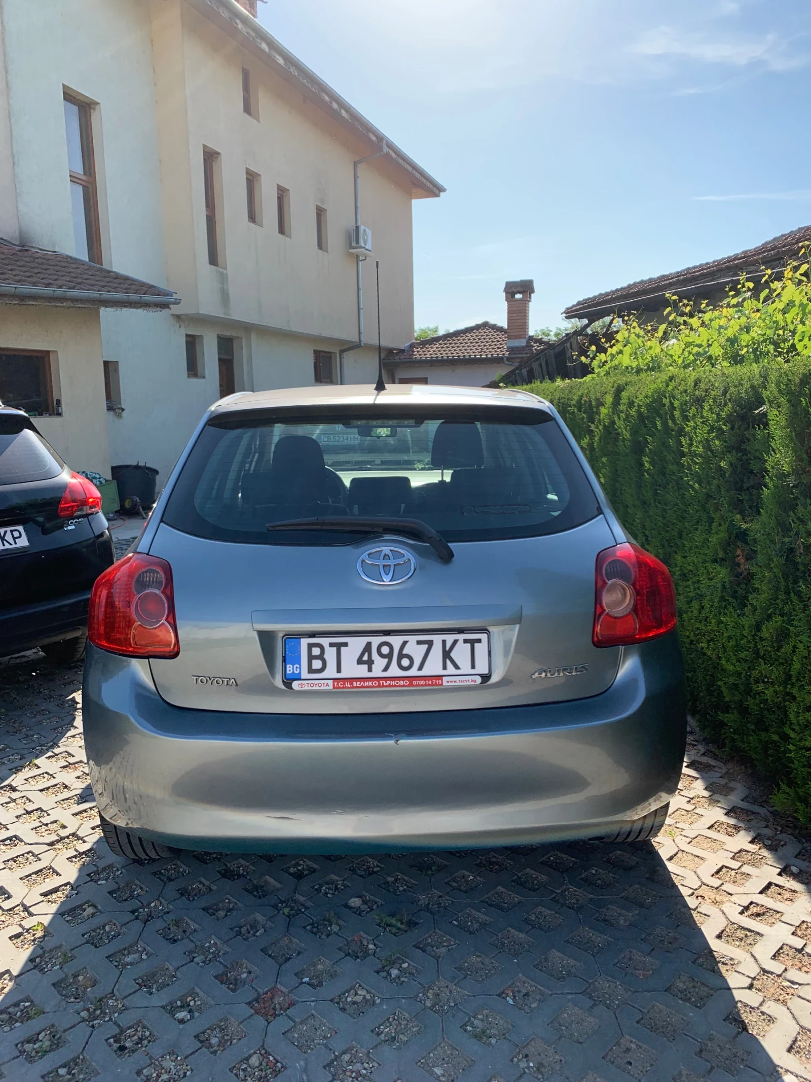 Toyota Auris 1.4 D4D - изображение 2