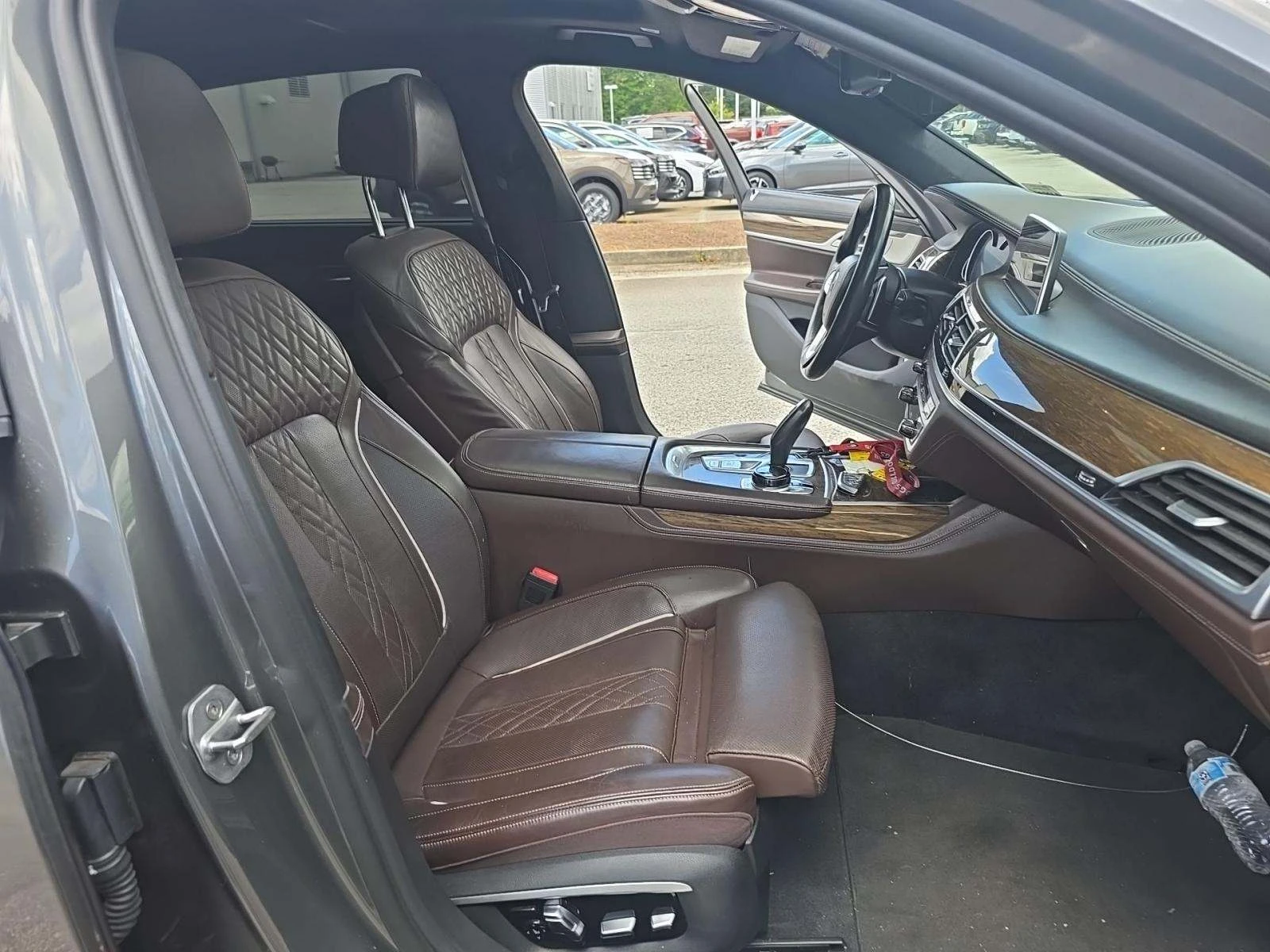 BMW 740 M-PACK* HEADUP* МАСАЖ* ОБДУХ* SKY PANO* HARMAN* KE - изображение 8