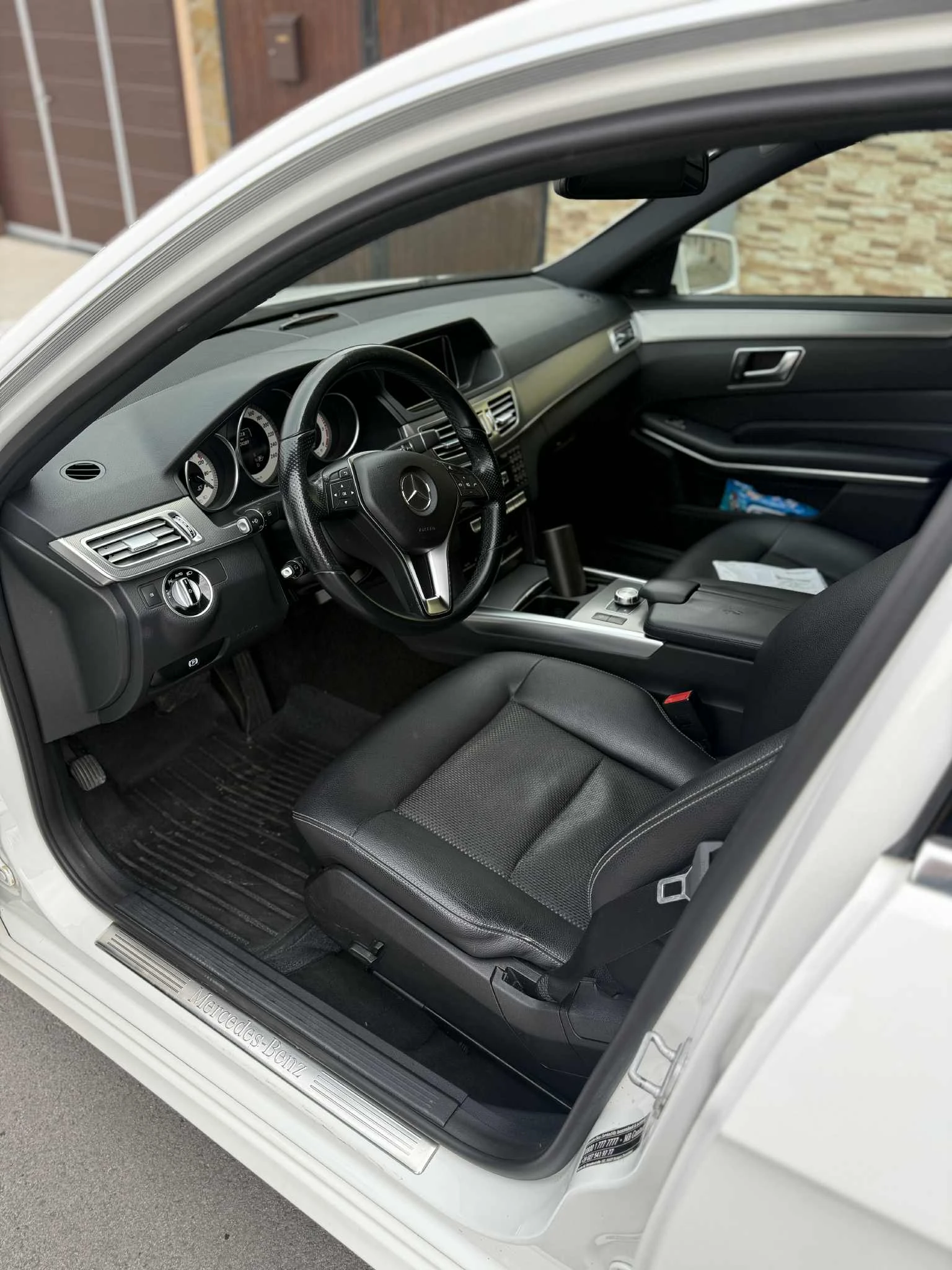 Mercedes-Benz E 250 204 к.с. 4matic - изображение 5