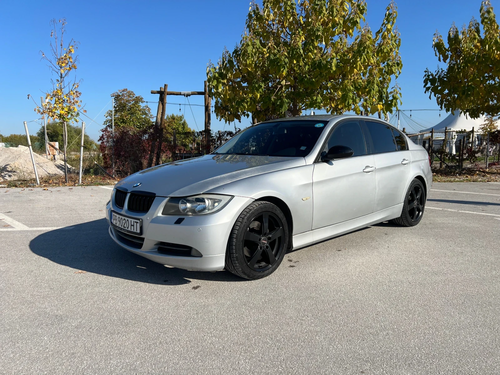 BMW 320  - изображение 2