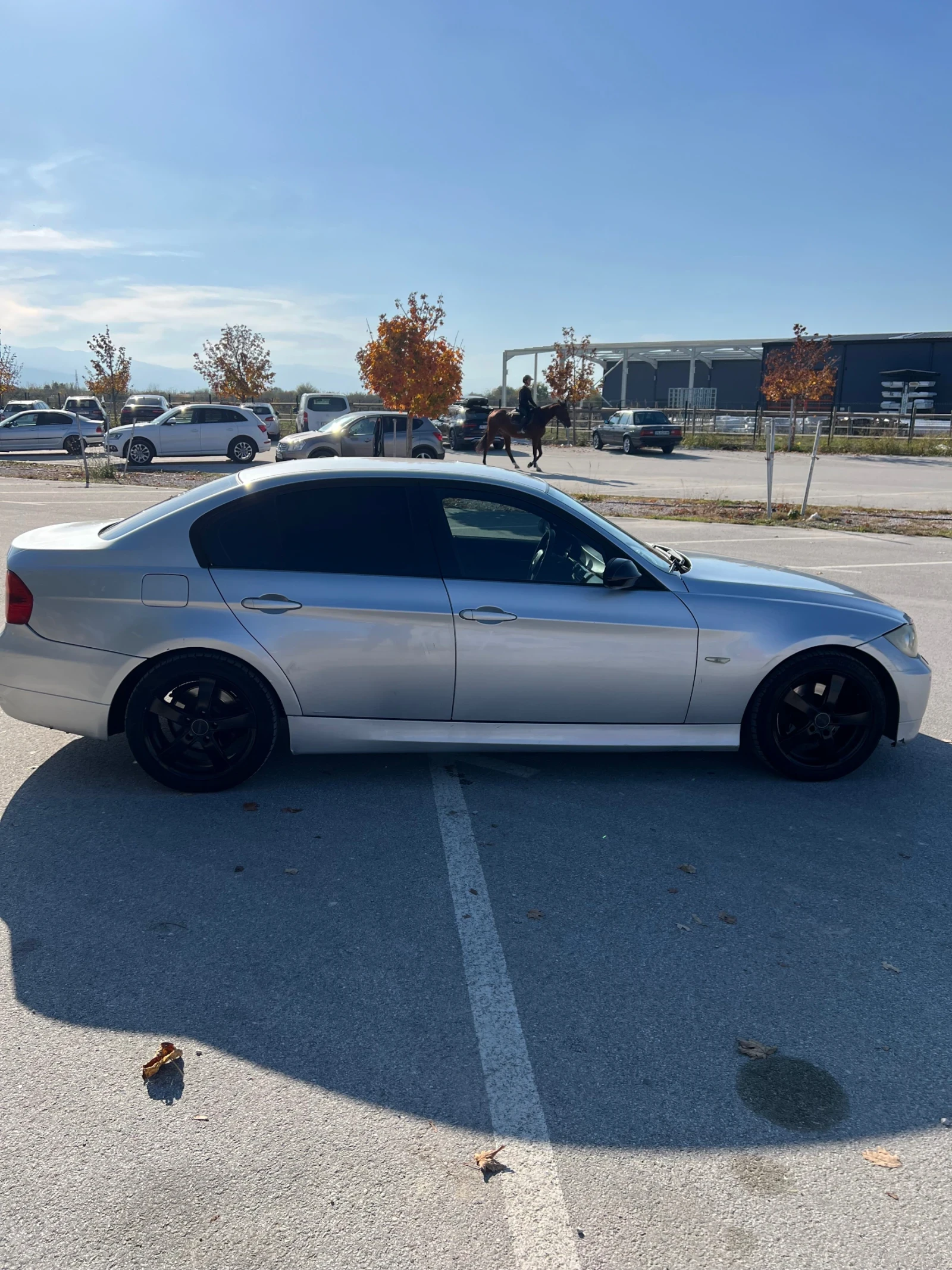 BMW 320  - изображение 6