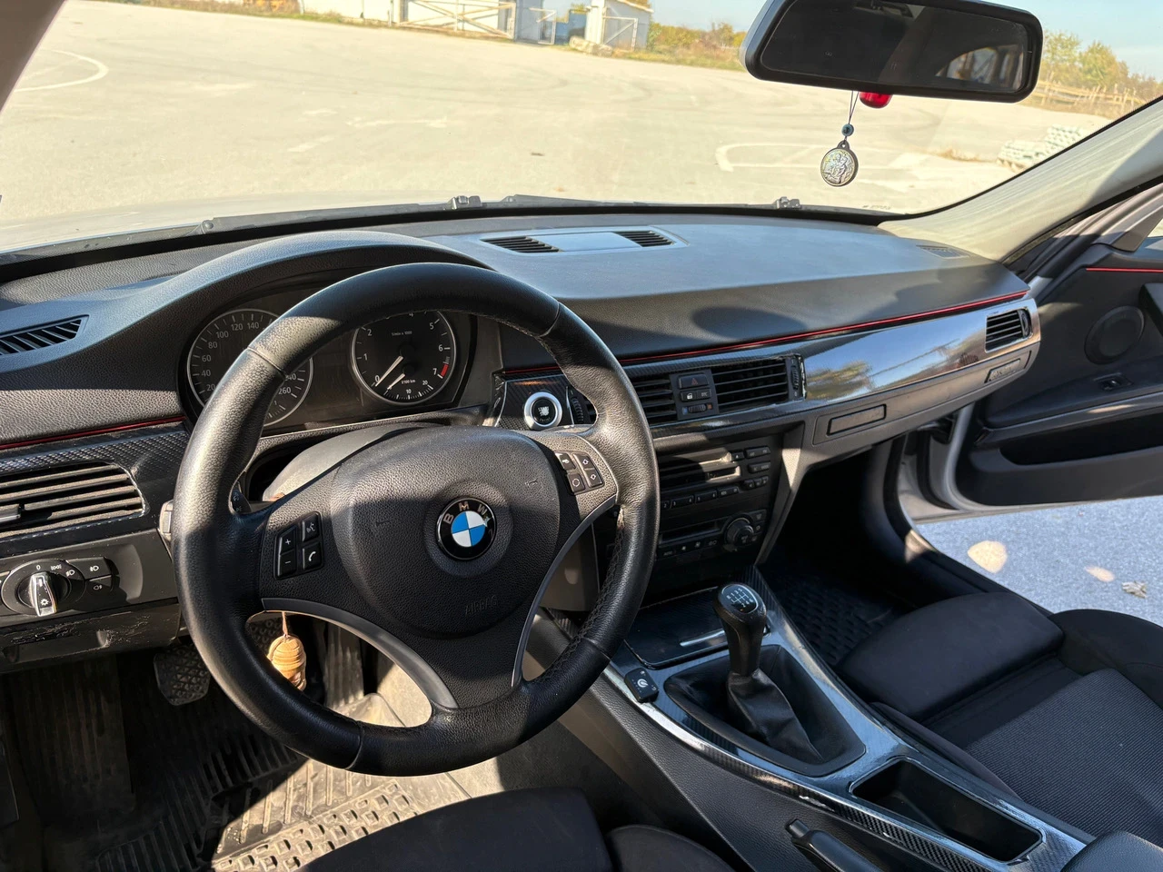 BMW 320  - изображение 10