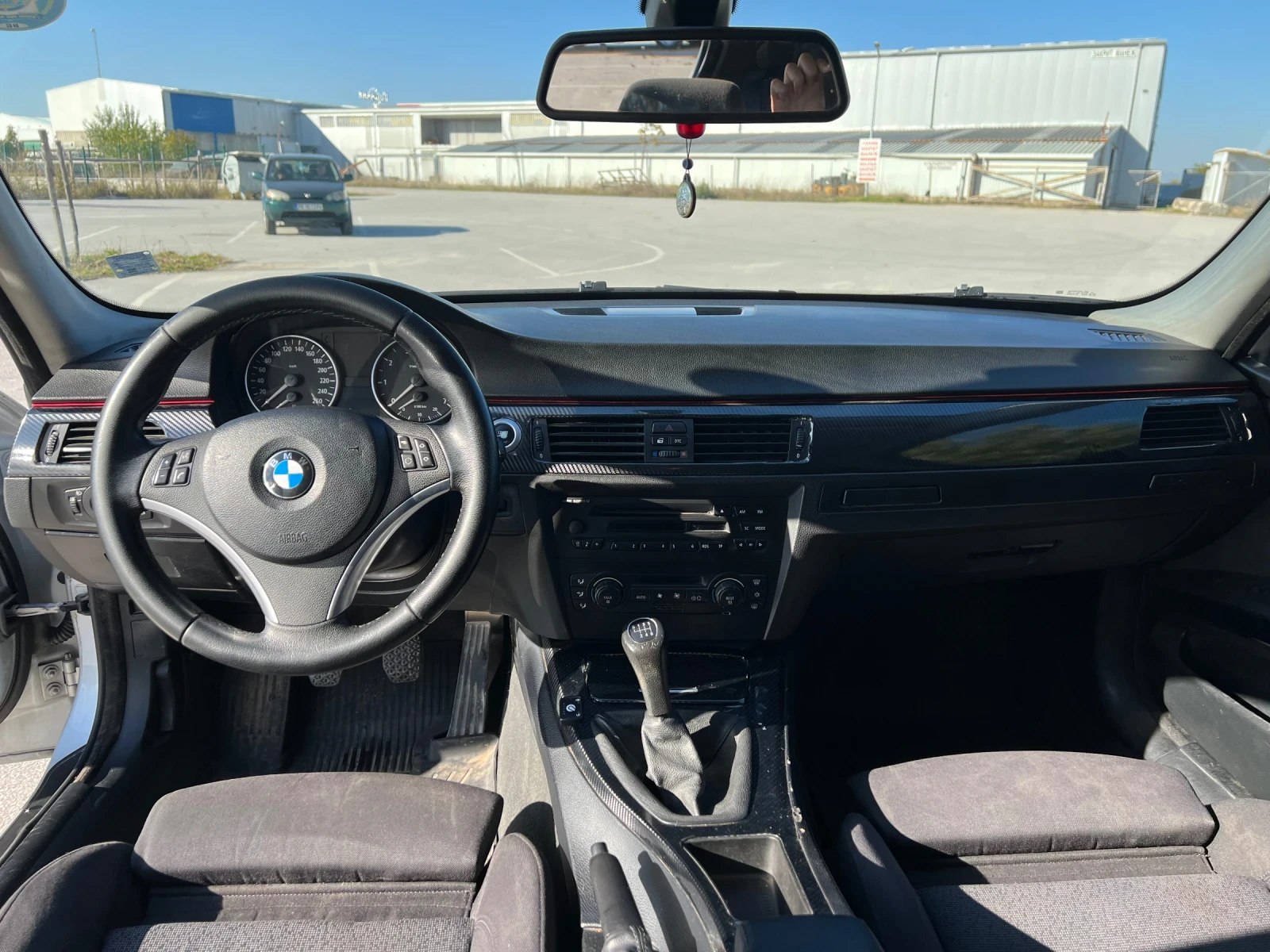 BMW 320  - изображение 9