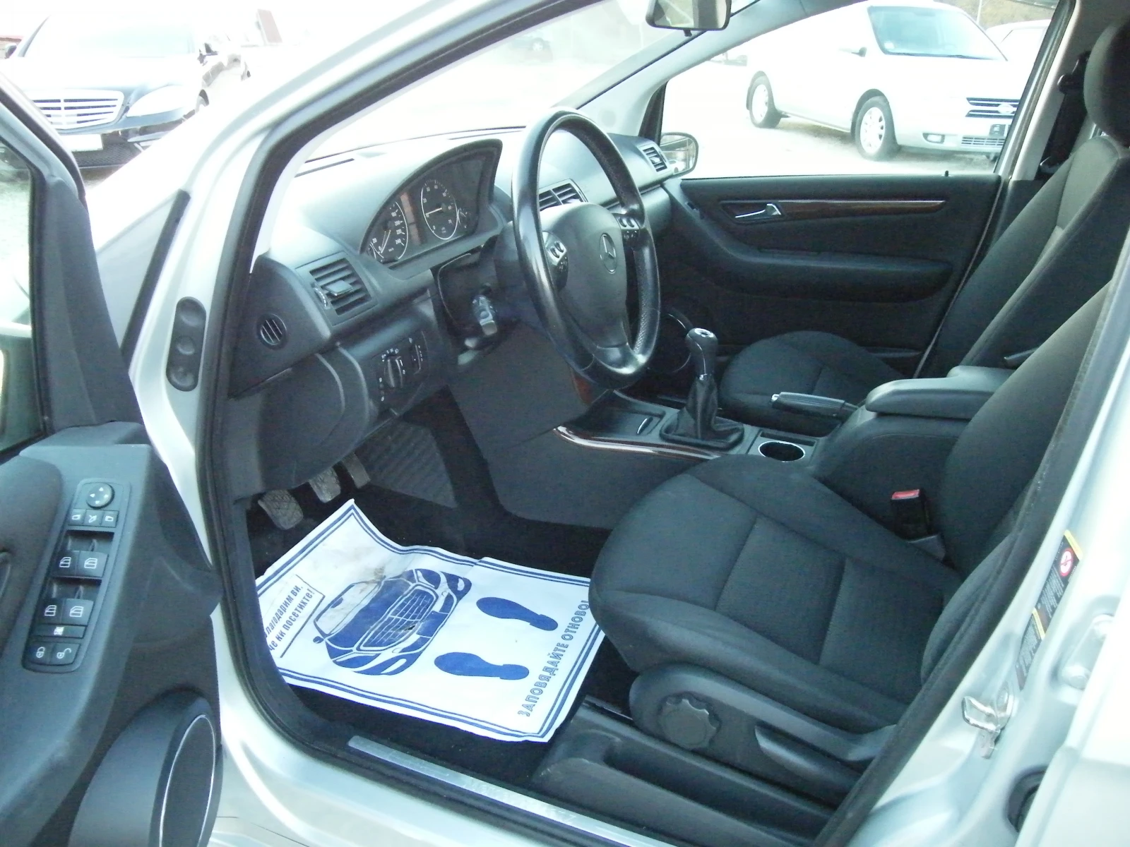 Mercedes-Benz A 170 1.7i - изображение 8