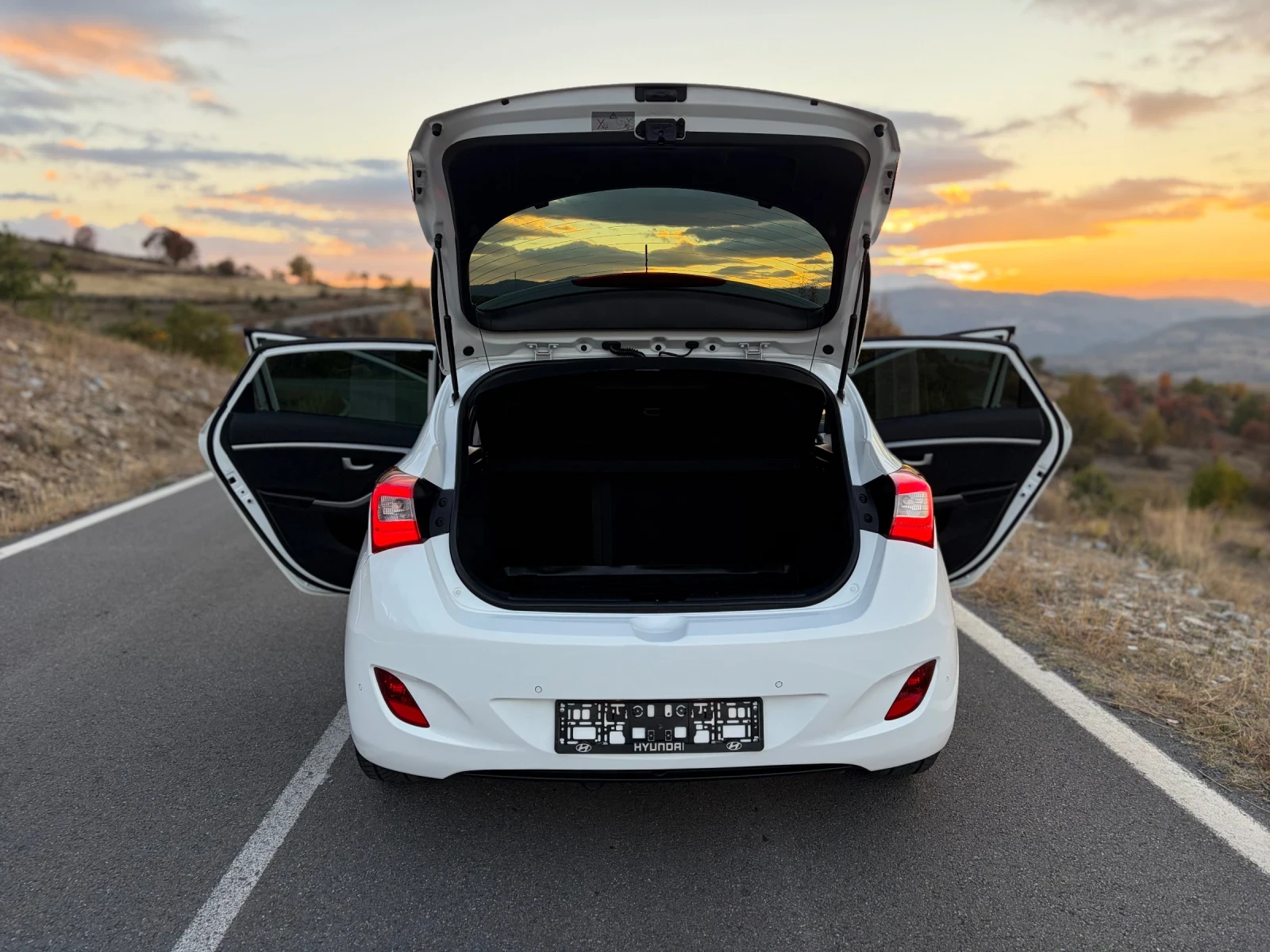 Hyundai I30 1.6 CRDI ���������, ���������� | Mobile.bg � ����������� 8