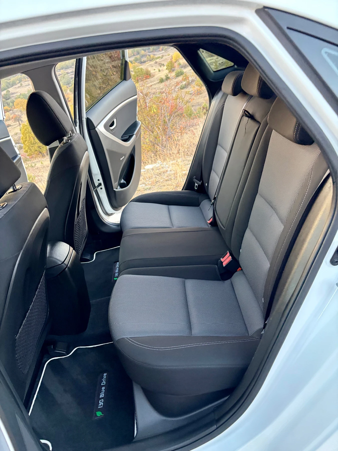 Hyundai I30 1.6 CRDI ���������, ���������� | Mobile.bg � ����������� 10