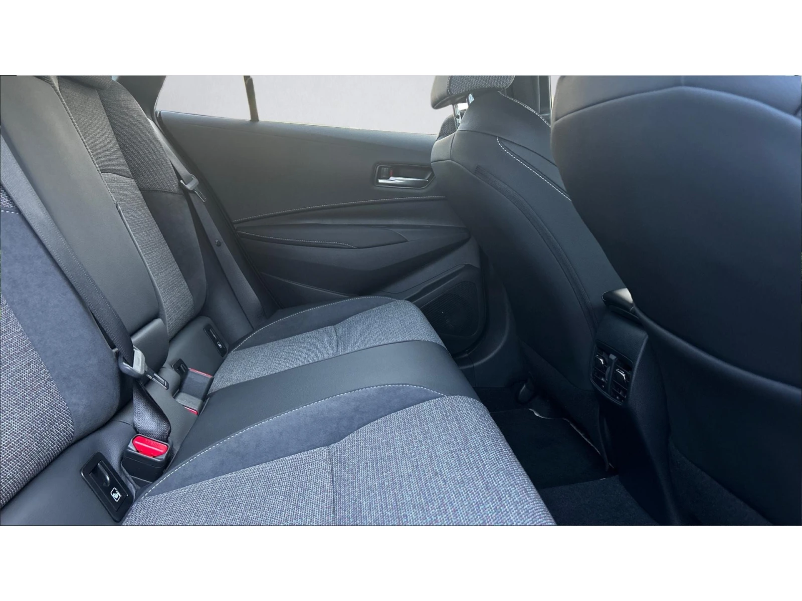 Toyota Corolla Месечна вноска от 360   - изображение 7