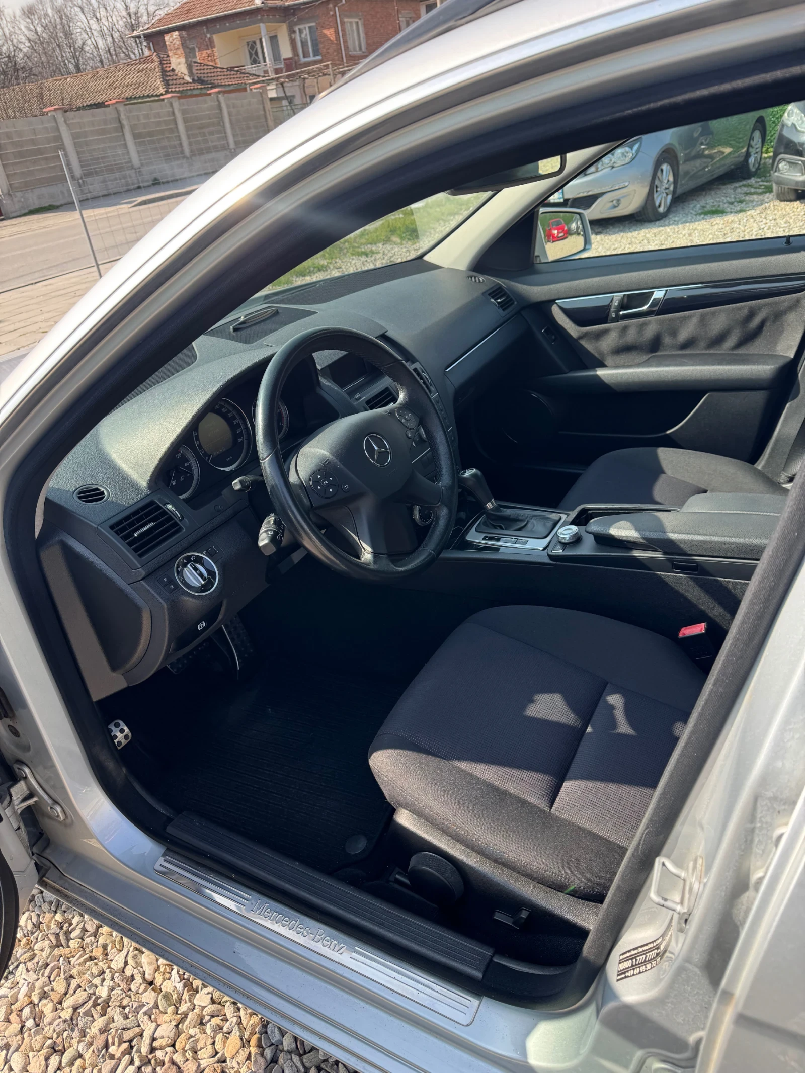 Mercedes-Benz C 220 BlueEfficiency / Подгрев / Парктроник , снимка 8 - Автомобили и джипове - 53704992