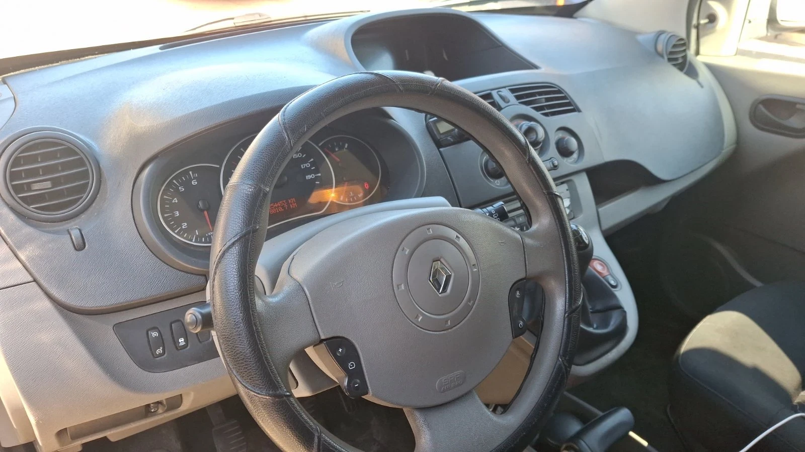 Renault Kangoo  - изображение 5