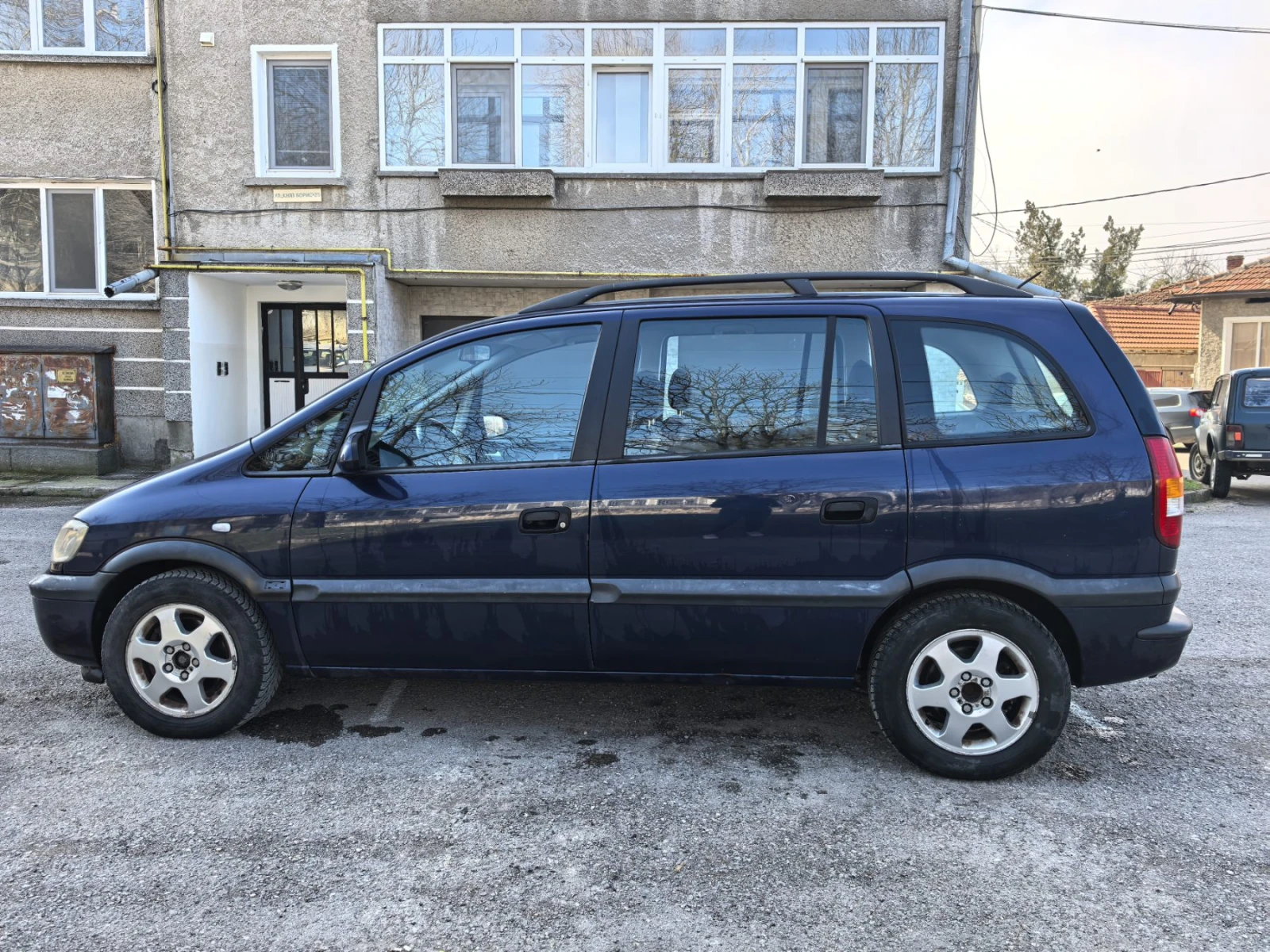Opel Zafira, снимка 5 - Автомобили и джипове - 53873874