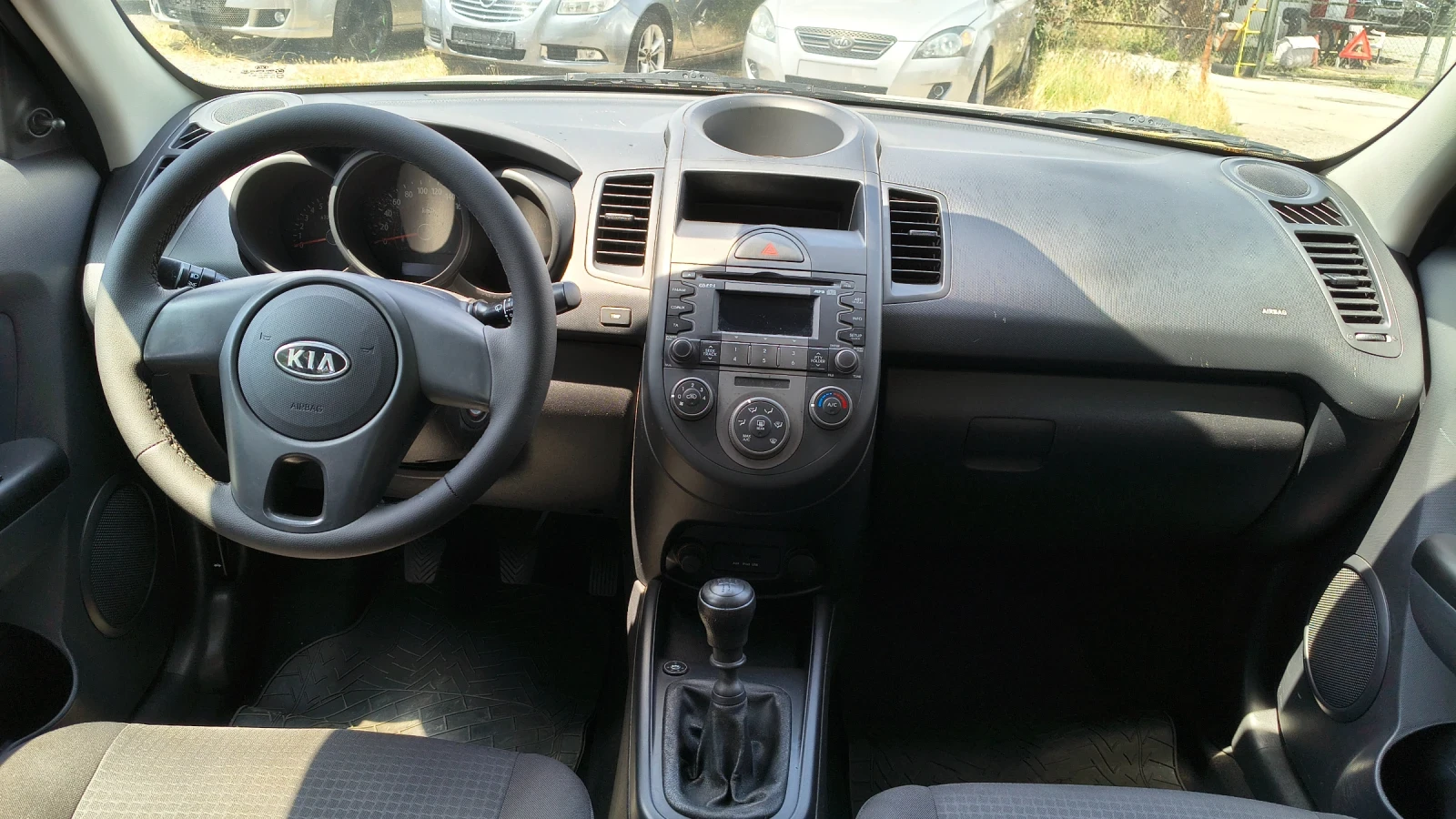 Kia Soul 1.6i Eco LPG, снимка 14 - Автомобили и джипове - 53900709