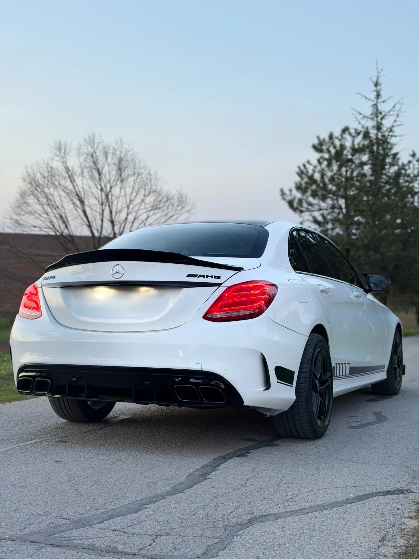 Mercedes-Benz C 220 AMG LINE, снимка 8 - Автомобили и джипове - 54030762