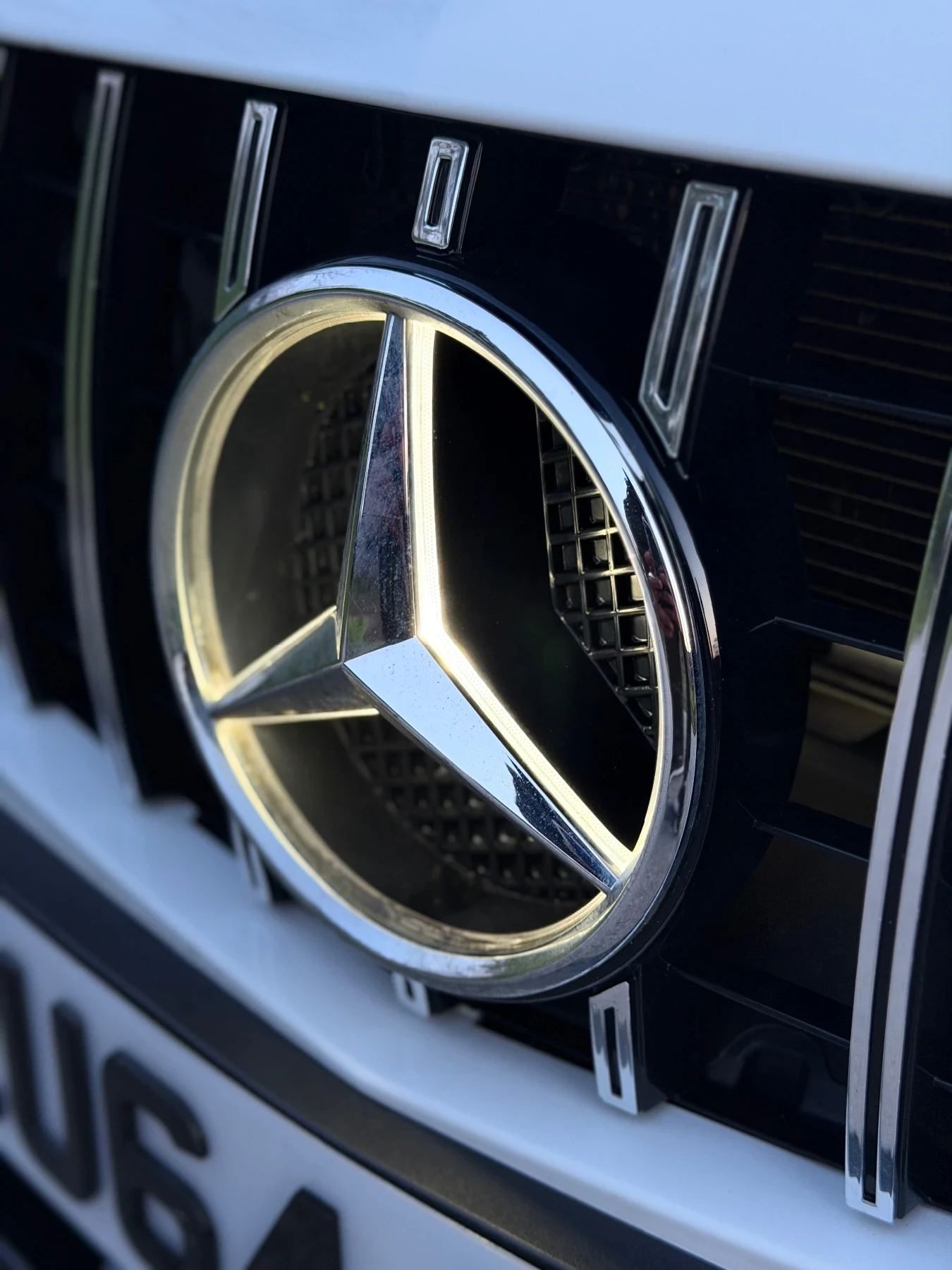 Mercedes-Benz C 220 AMG LINE, снимка 17 - Автомобили и джипове - 54030762