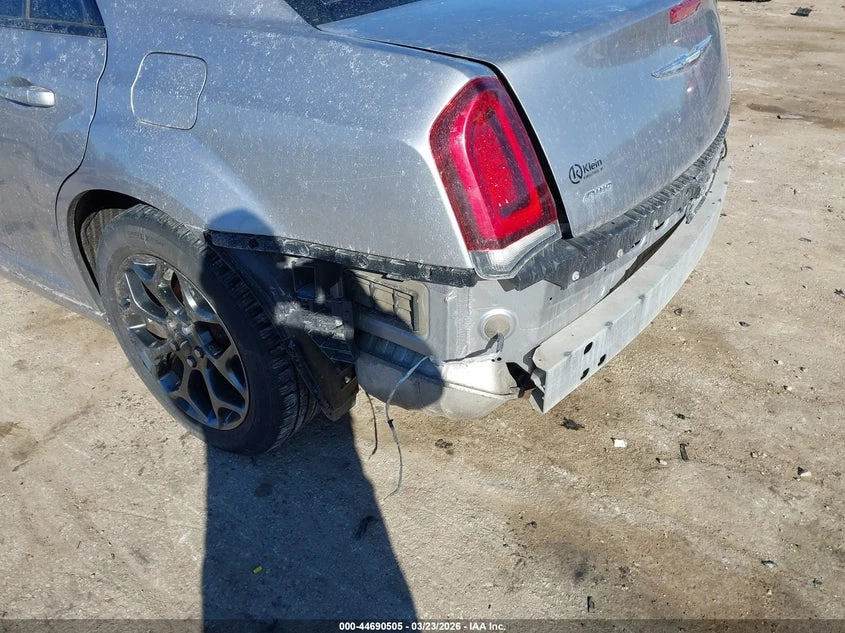 Chrysler 200 3.6L V-6 DOHC, VVT, 300HP All Wheel Drive | Mobile.bg � ����������� 6