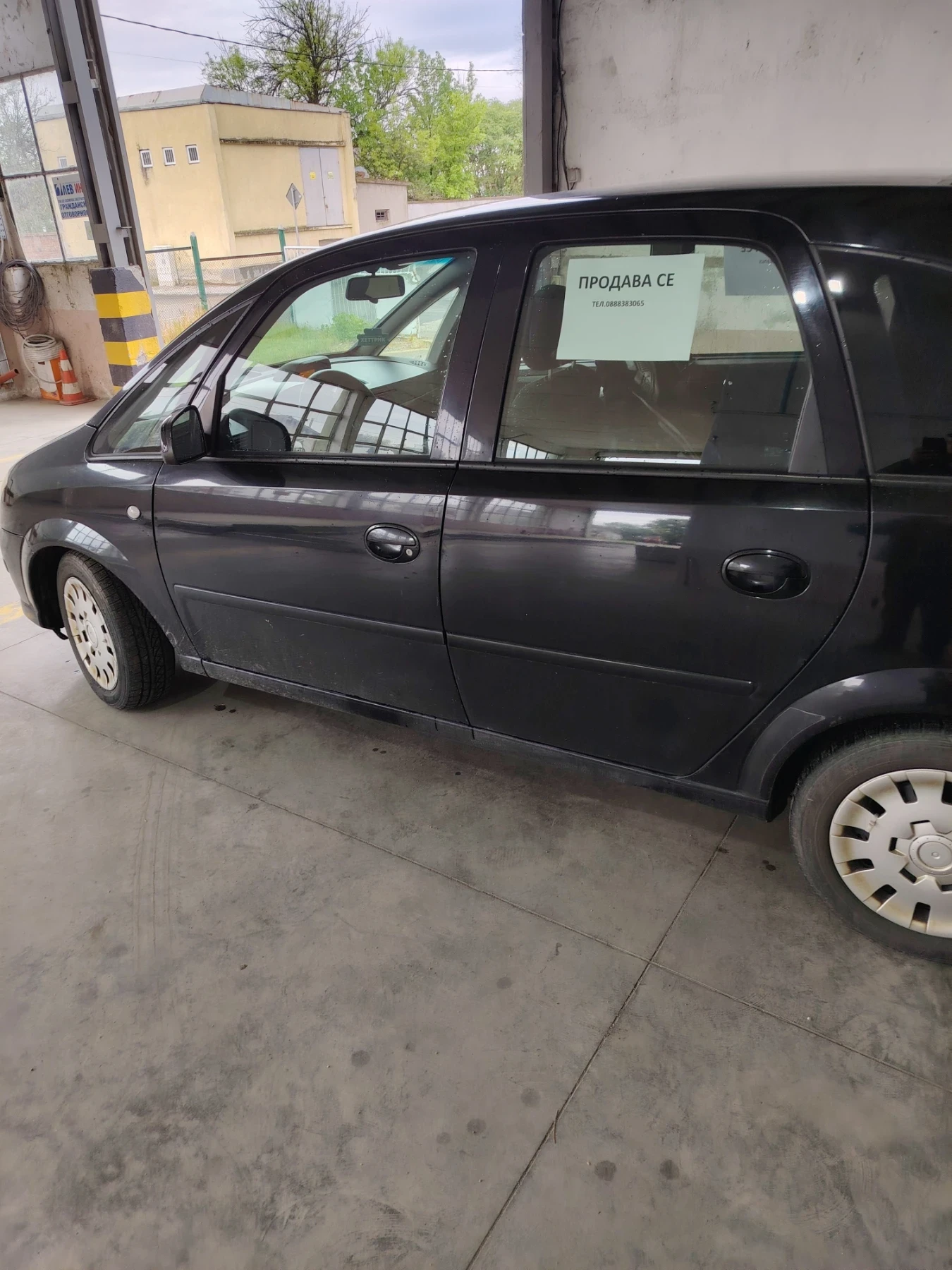 Opel Meriva, снимка 2 - Автомобили и джипове - 54359033