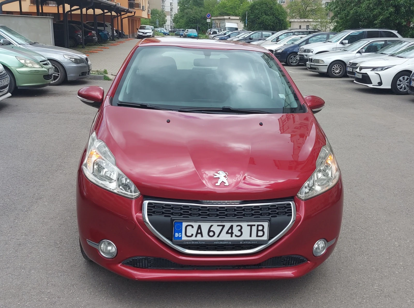 Peugeot 208