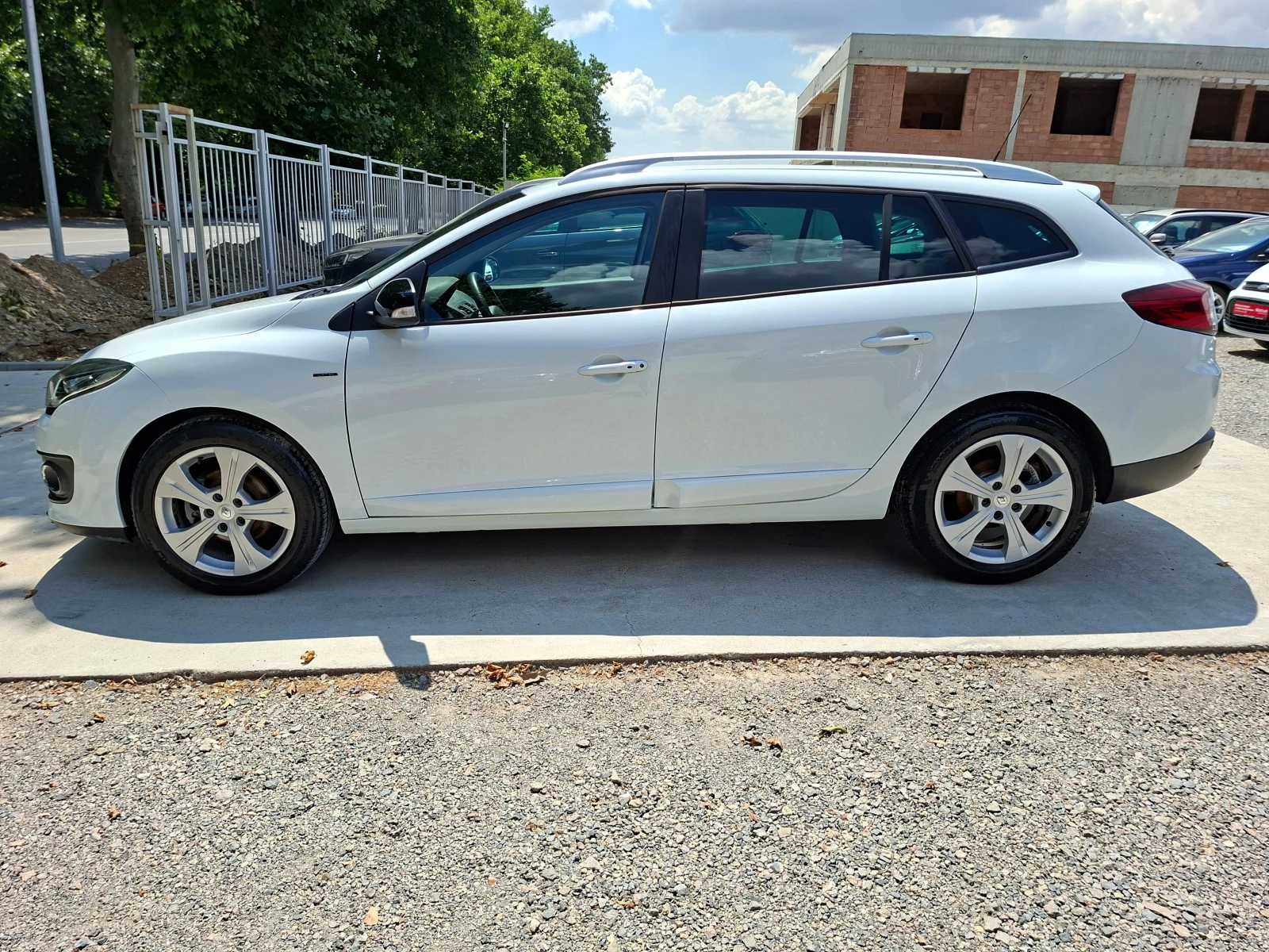 Renault Megane 1.5/110кс/AVTOMAT, снимка 4 - Автомобили и джипове - 55058450