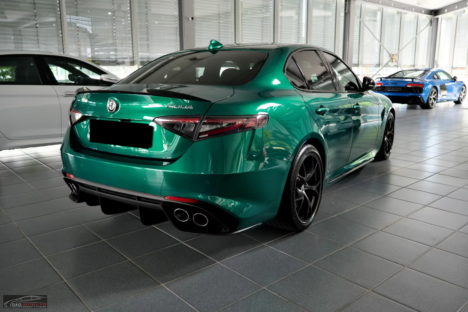 Alfa Romeo Giulia QUADRIFOGLIO/510HP/V6/BI-TURBO/CAM/564z, снимка 5 - Автомобили и джипове - 55210833
