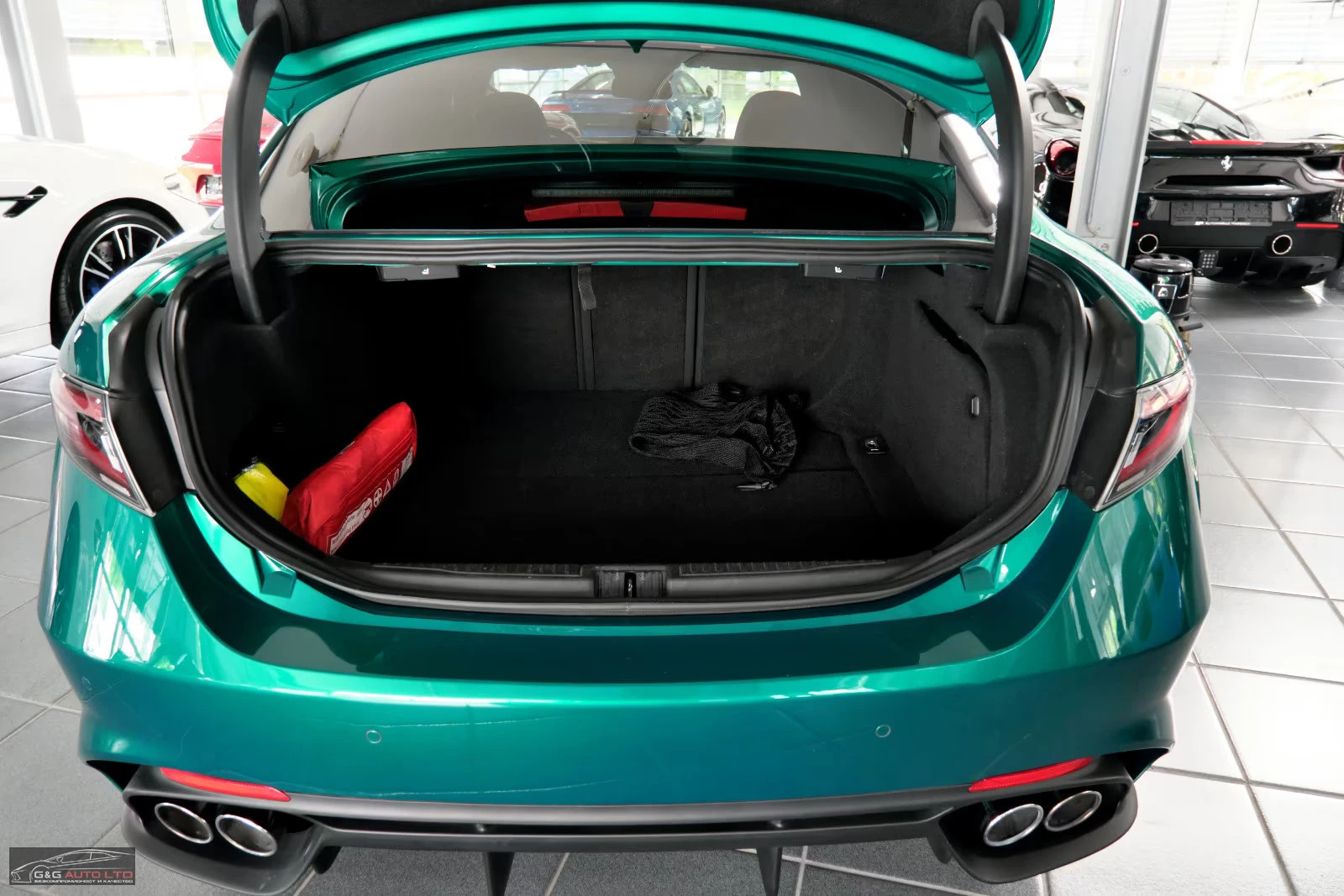 Alfa Romeo Giulia QUADRIFOGLIO/510HP/V6/BI-TURBO/CAM/564z, снимка 8 - Автомобили и джипове - 55210833
