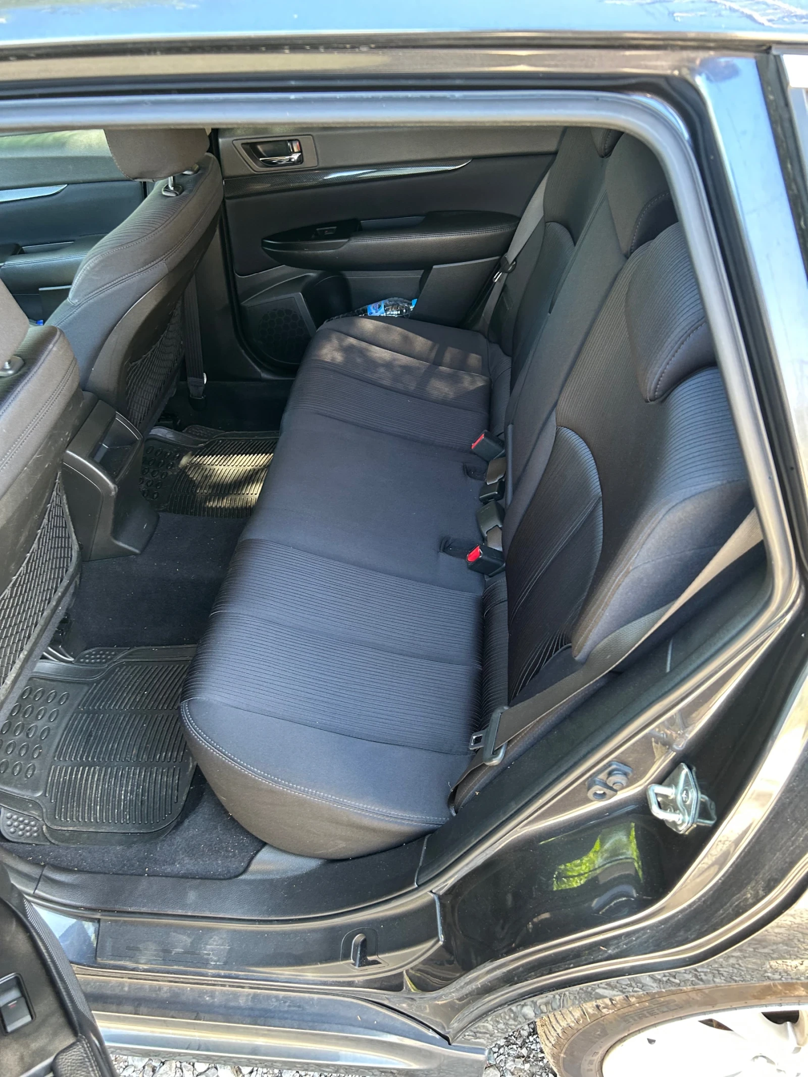 Subaru Legacy, снимка 5 - Автомобили и джипове - 55283258