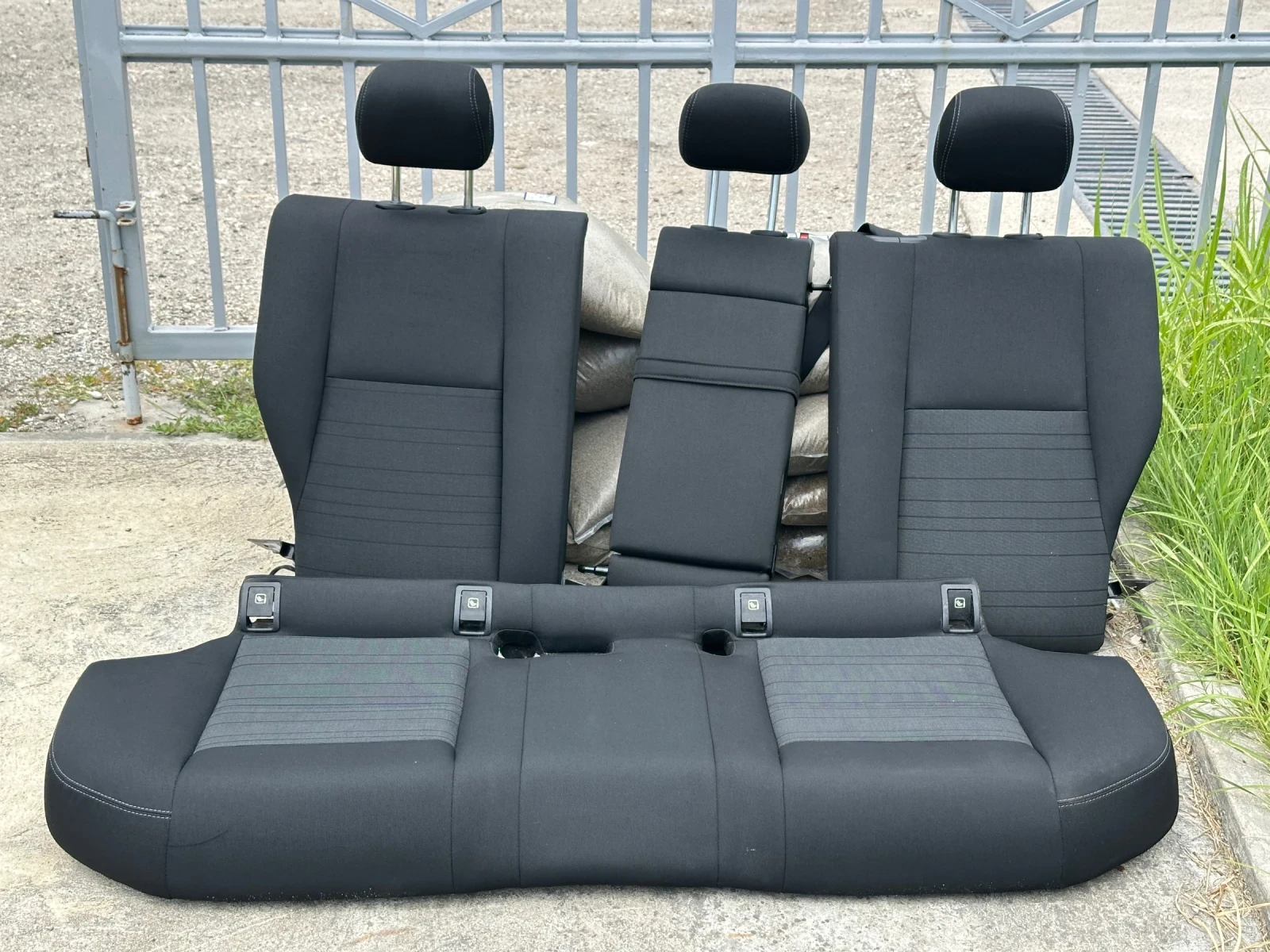 Mercedes-Benz C 220 Текстилен салон, снимка 2 - Автомобили и джипове - 55400887