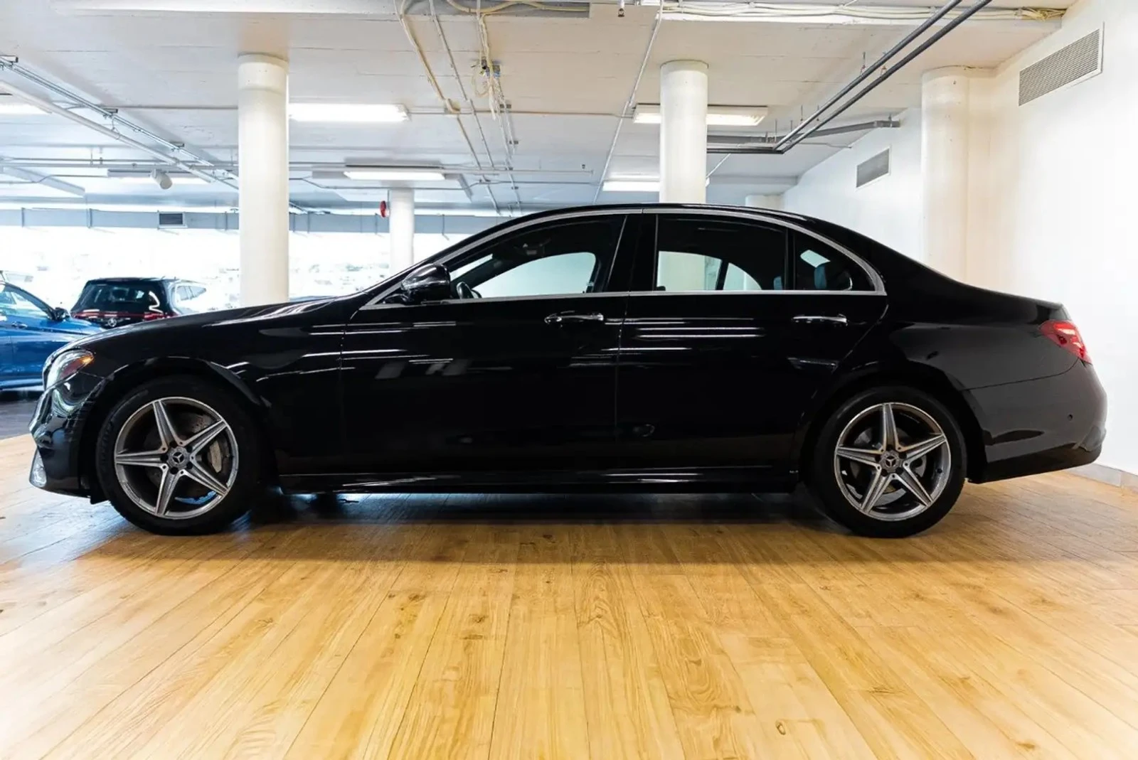 Mercedes-Benz E 350 4MATIC PREMIUM ���� �� �������� ���������� | Mobile.bg � ����������� 3
