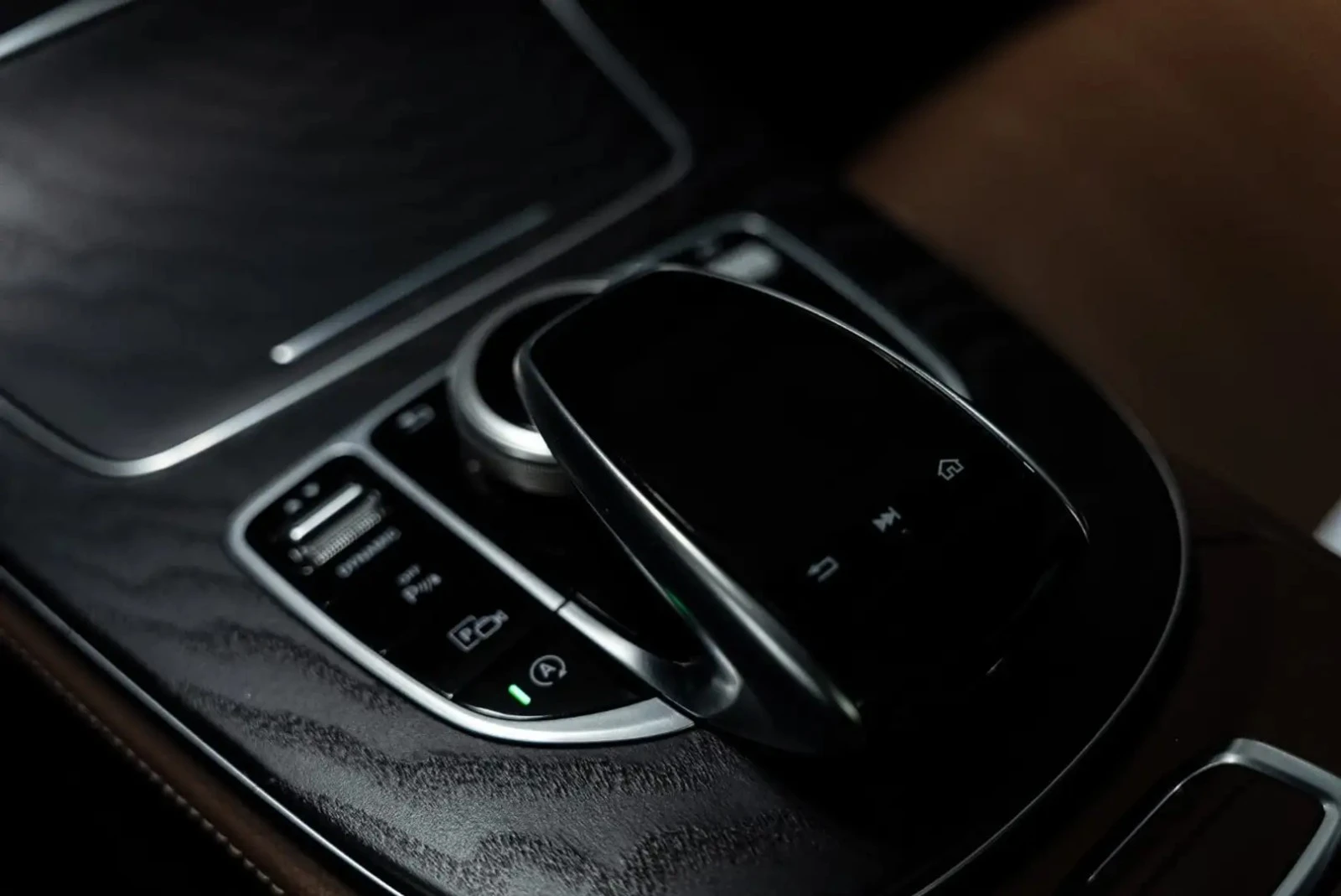 Mercedes-Benz E 350 4MATIC PREMIUM ���� �� �������� ���������� | Mobile.bg � ����������� 16