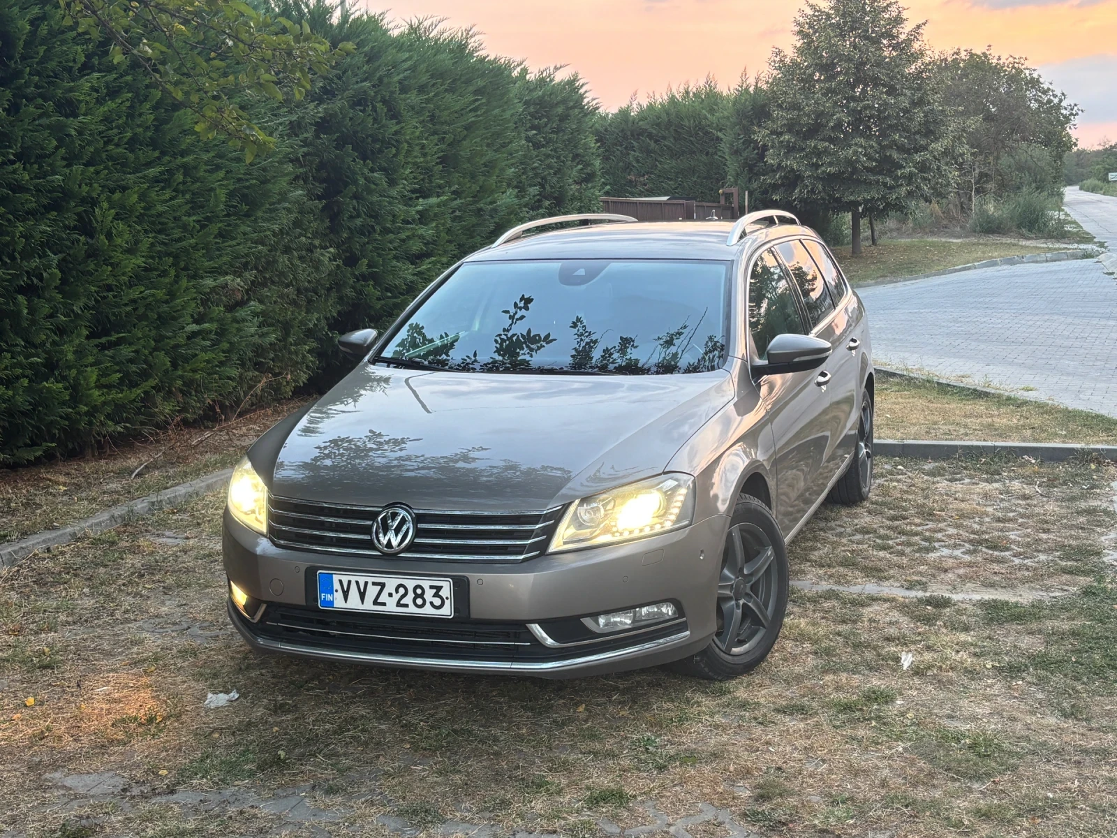 VW Passat 2.0TDI, снимка 11 - Автомобили и джипове - 56046766