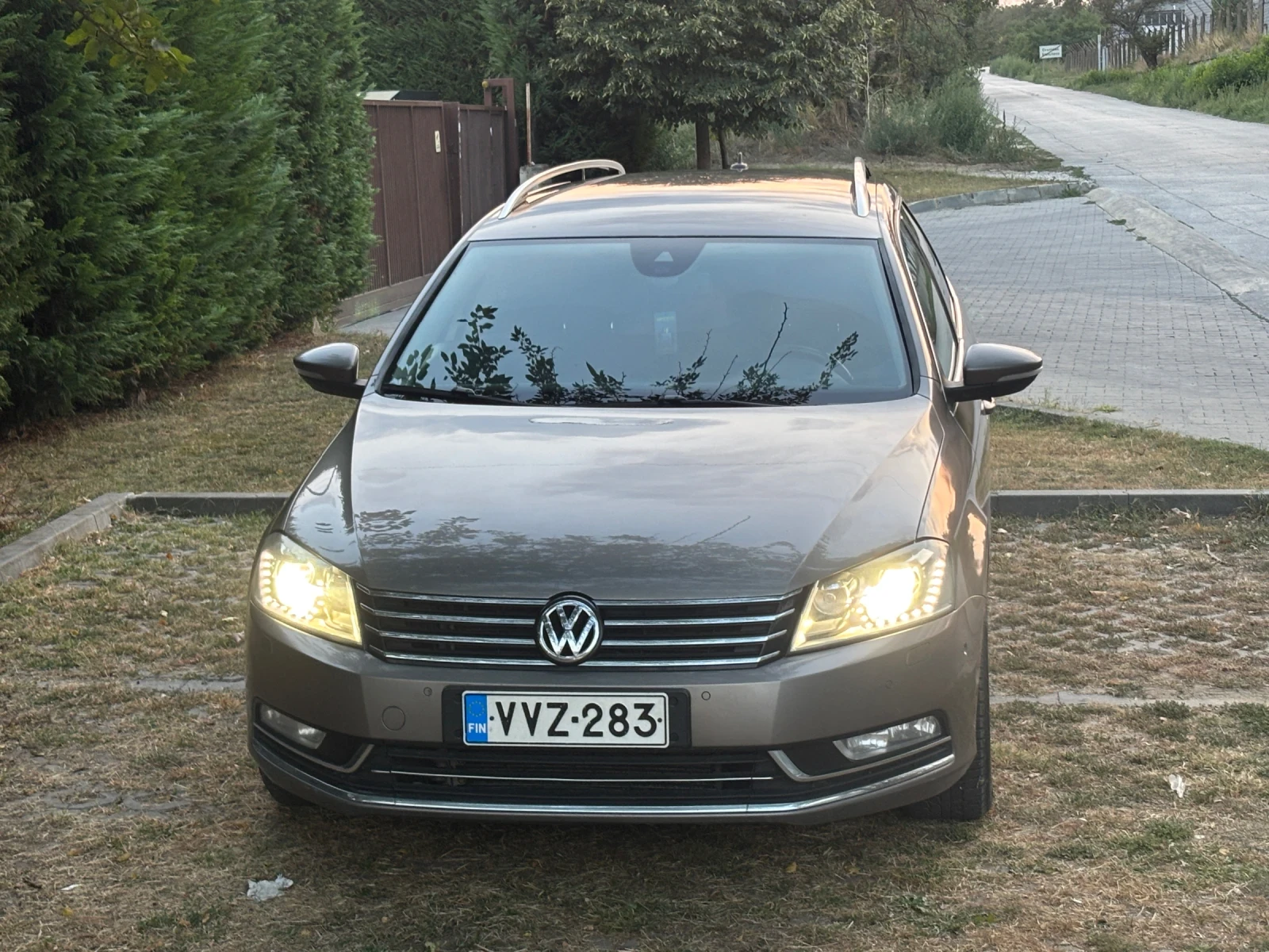 VW Passat 2.0TDI, снимка 10 - Автомобили и джипове - 56046766