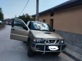 Nissan Terrano 2.7 tdi, снимка 2