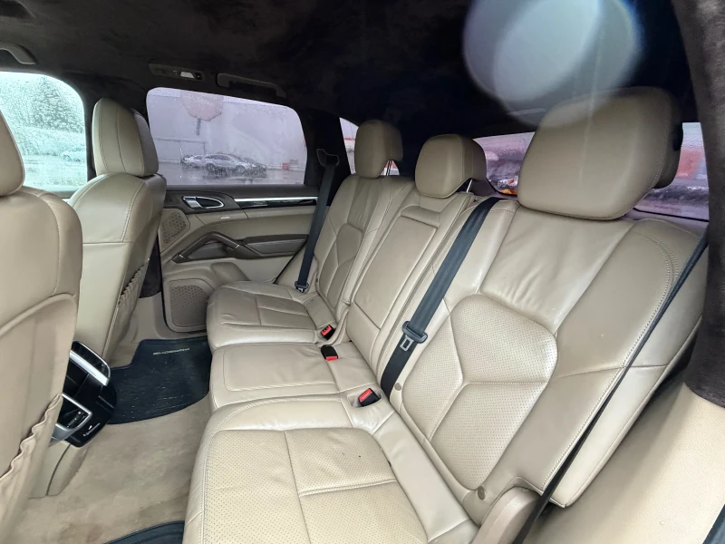 Porsche Cayenne 3.0D* БАРТЕР* Шибедах* Алкантара, снимка 9 - Автомобили и джипове - 52370047