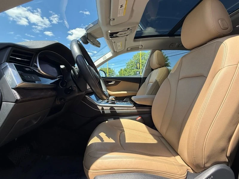 Audi Q8 PREMIUM PLUS SPORT UTILITY 4D - изображение 9