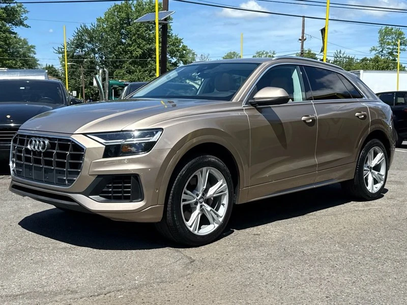 Audi Q8 PREMIUM PLUS SPORT UTILITY 4D - изображение 3