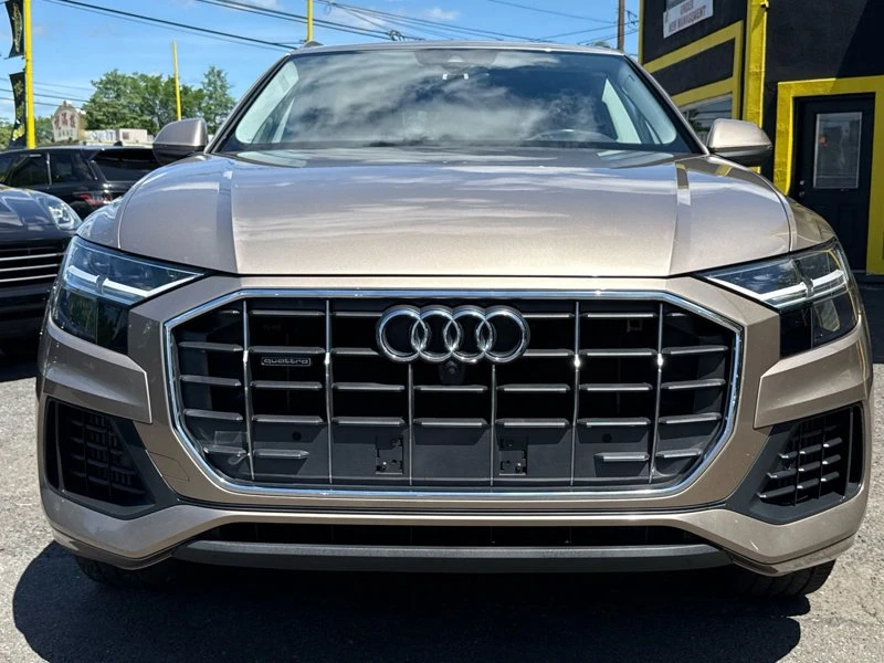 Audi Q8 PREMIUM PLUS SPORT UTILITY 4D - изображение 2
