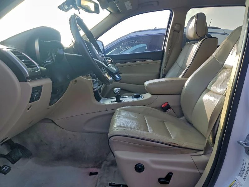 Jeep Wrangler 3.6L 6 4x4 w/Rear Wheel Drv, снимка 8 - Автомобили и джипове - 54059667