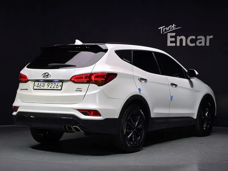 Hyundai Santa fe 2.0 4WD PREMIUM, снимка 2 - Автомобили и джипове - 55801055