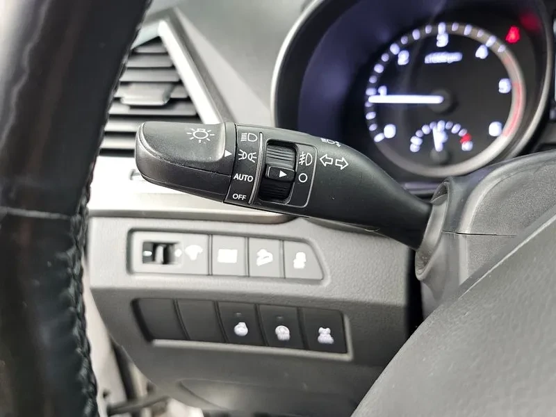 Hyundai Santa fe 2.0 4WD PREMIUM, снимка 15 - Автомобили и джипове - 55801055