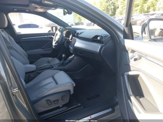 Audi Q3 * CARFAX * ОПЦИЯ ЗА ФИНАНСИРАНЕ * , снимка 5 - Автомобили и джипове - 56020290